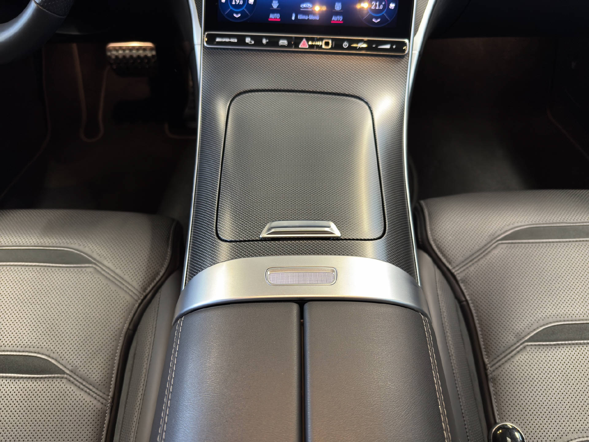 MERCEDES-BENZ C 63 AMG S E Performance Kombi-image-10