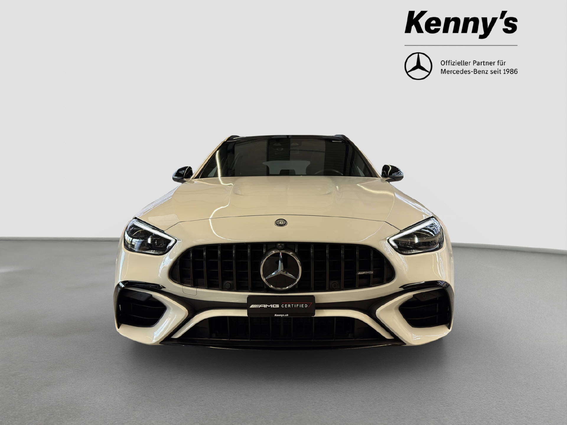 MERCEDES-BENZ C 63 AMG S E Performance Kombi-showroom-element-1