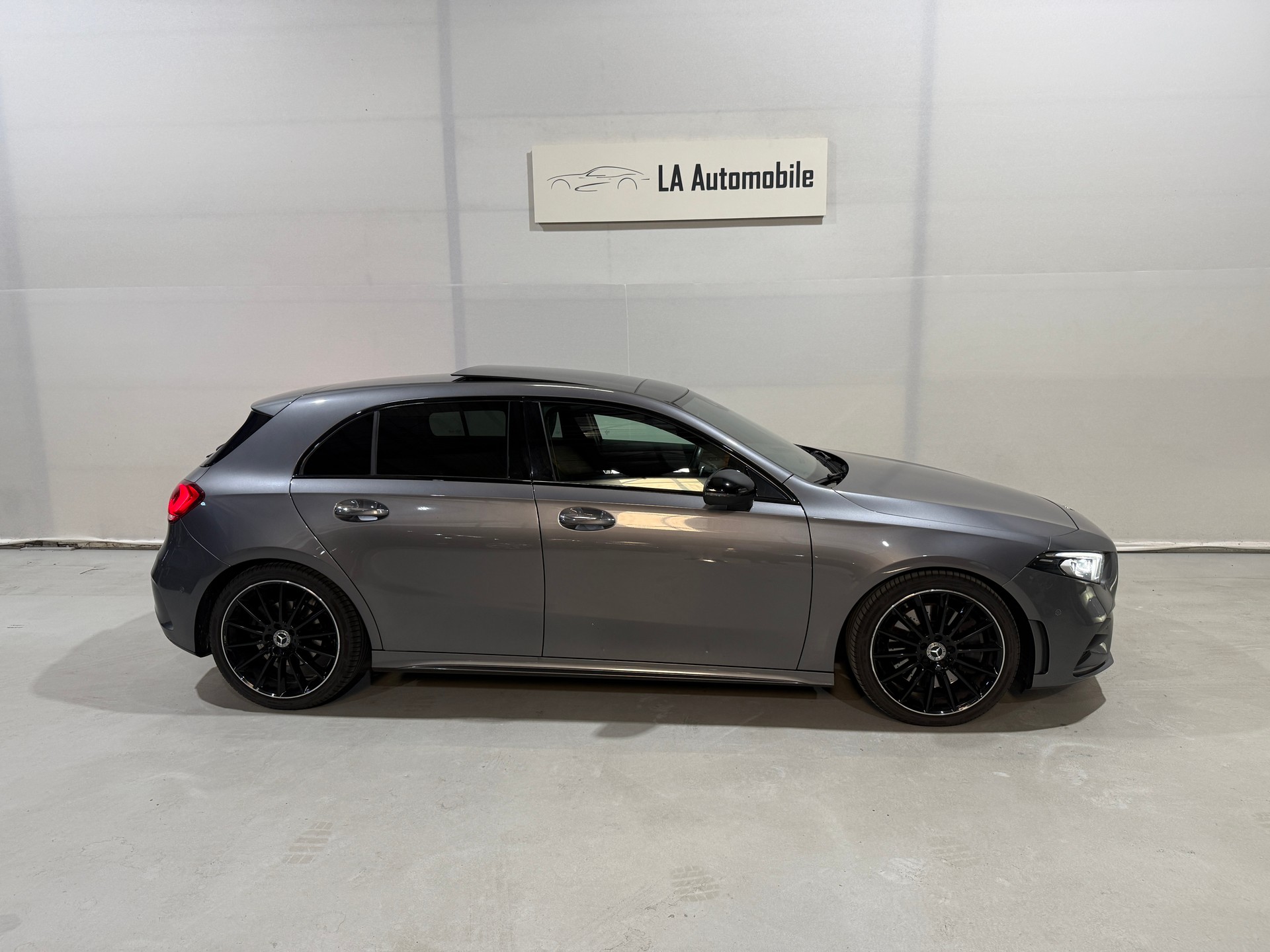 MERCEDES-BENZ A 250 4Matic AMG Line 4Matic 7G-DCT-image-6