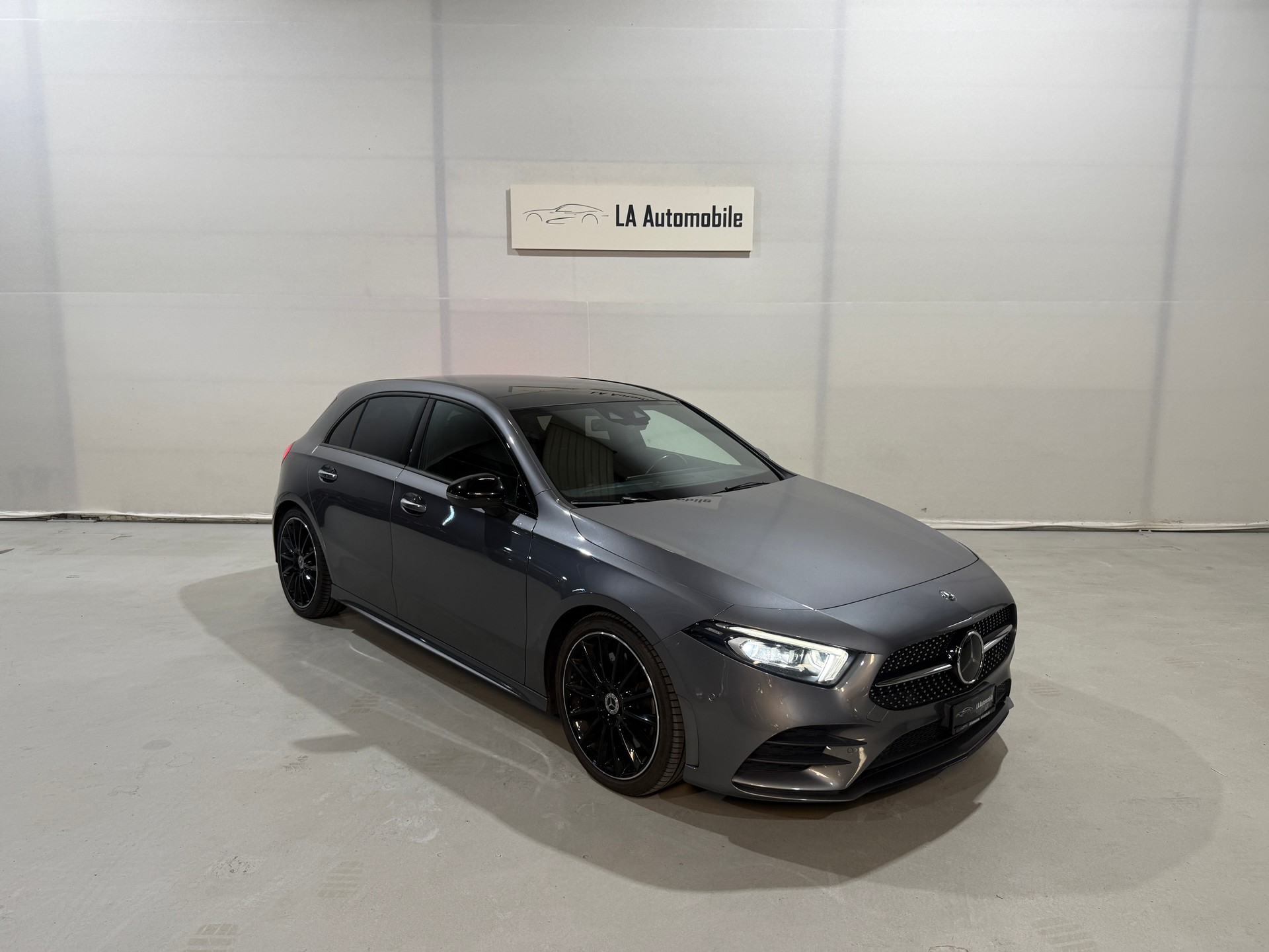 MERCEDES-BENZ A 250 4Matic AMG Line 4Matic 7G-DCT-image-4
