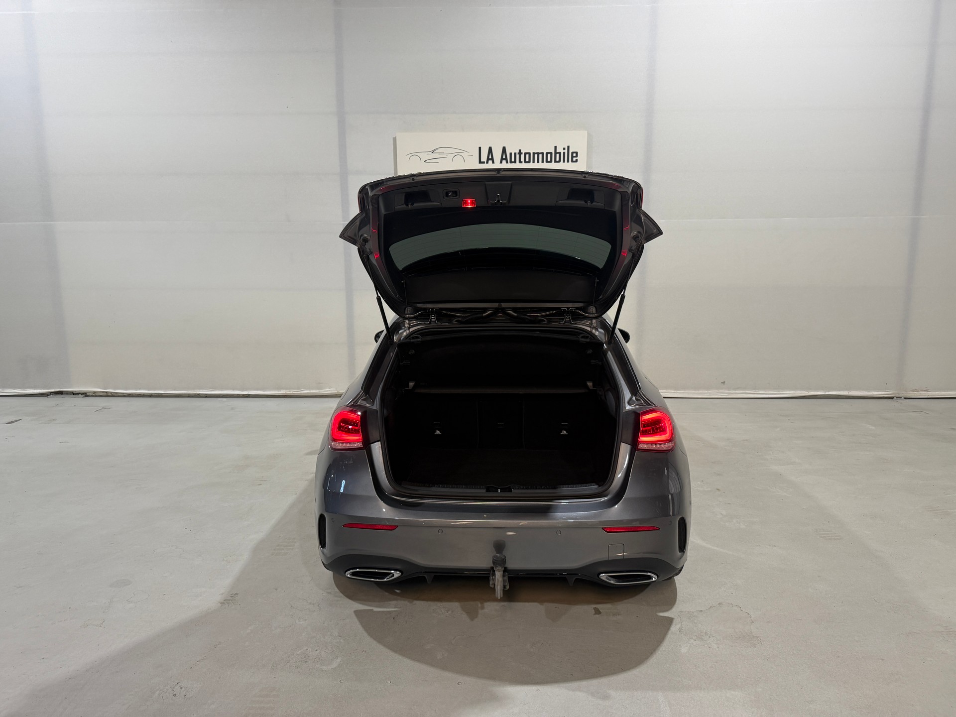 MERCEDES-BENZ A 250 4Matic AMG Line 4Matic 7G-DCT-image-10