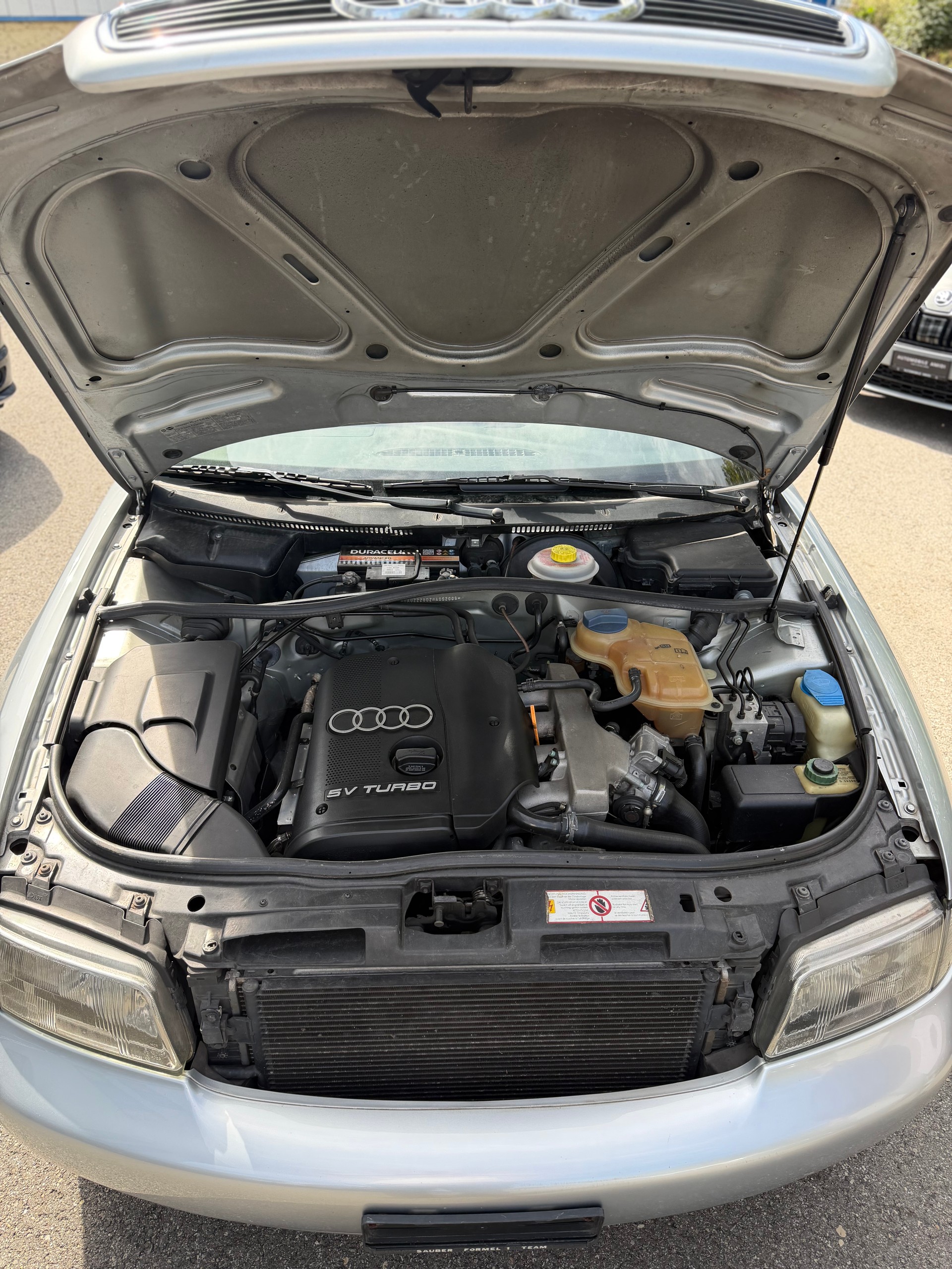 AUDI A4 1.8 T-showroom-element-1