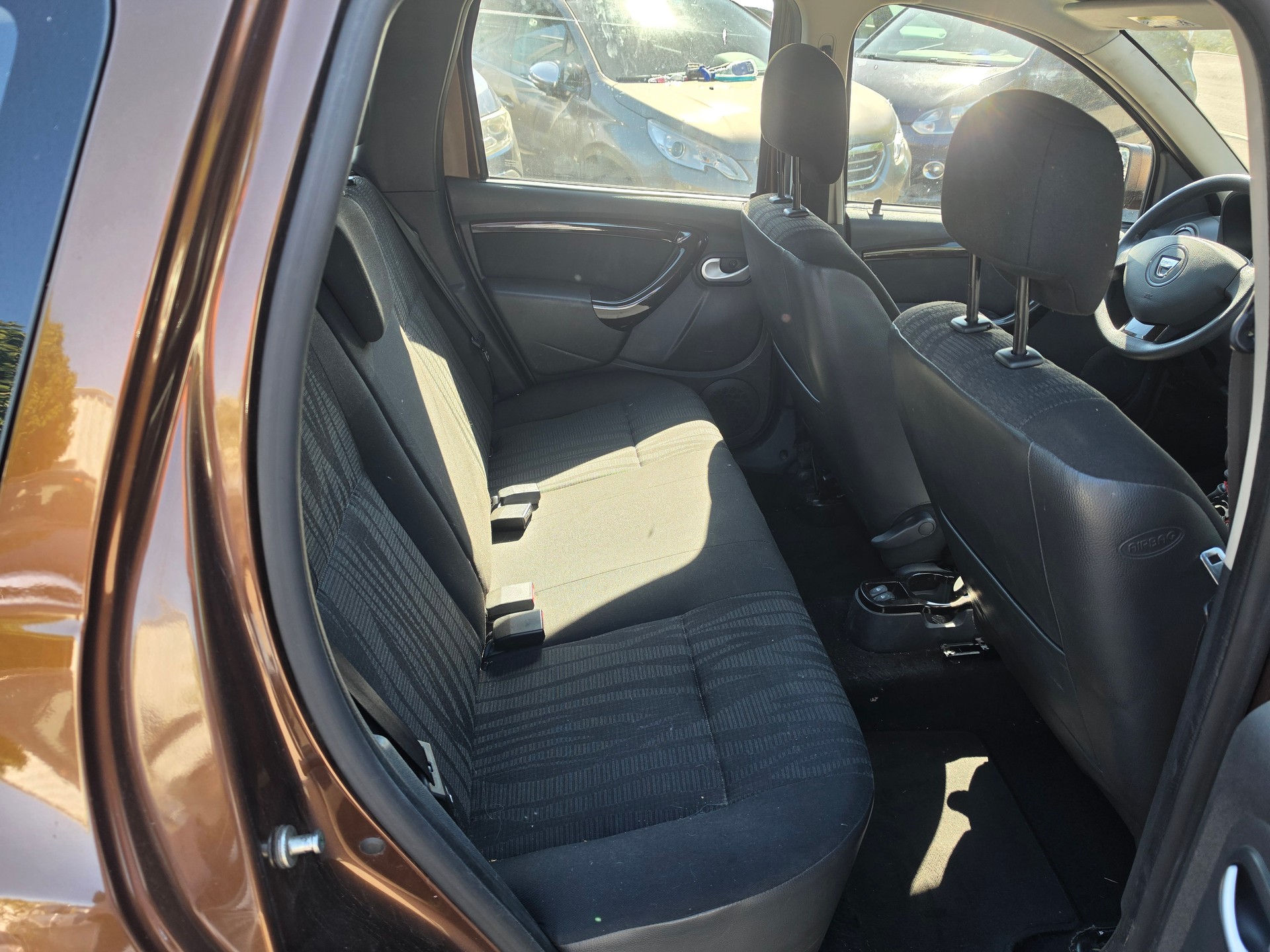 DACIA Duster 1.5 dCi Lauréate 4x4-image-12
