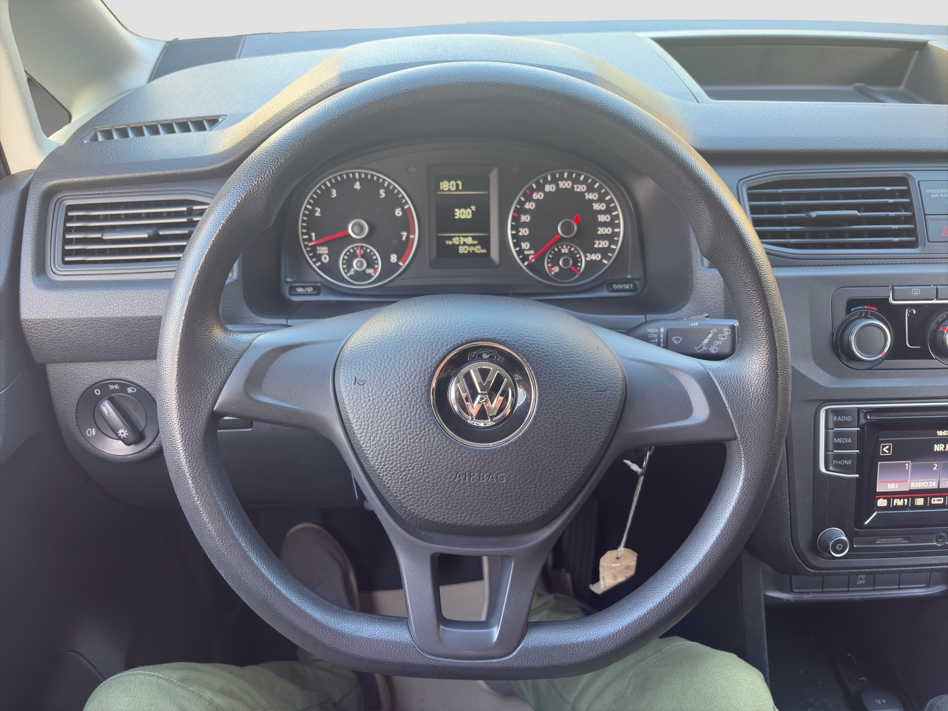 VW Caddy 1.2 TSI BlueMotion Technology-image-12