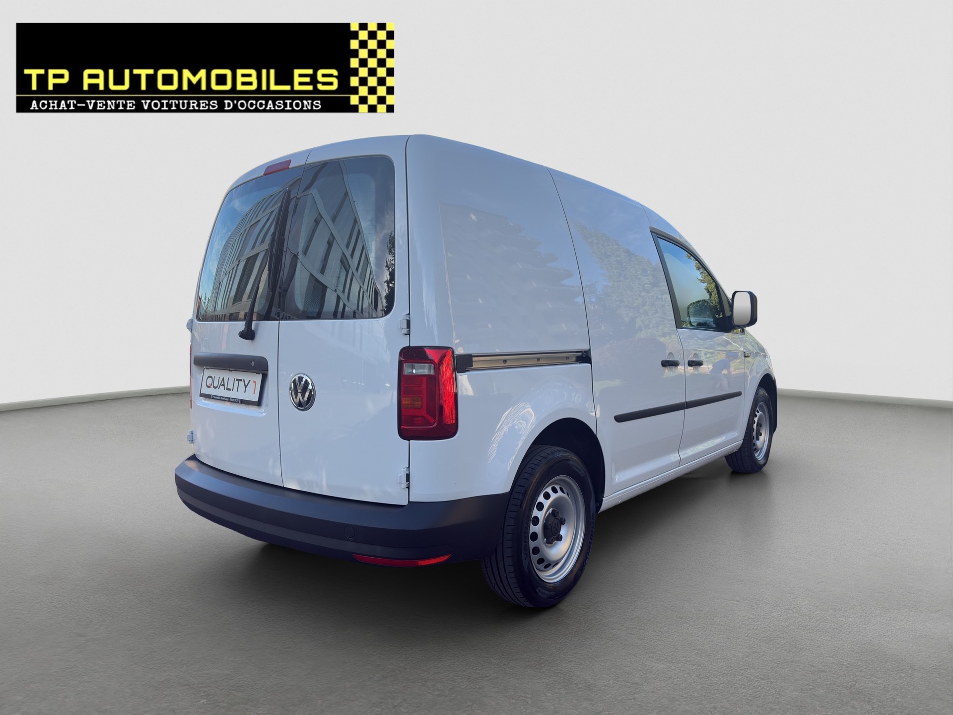 VW Caddy 1.2 TSI BlueMotion Technology-image-4