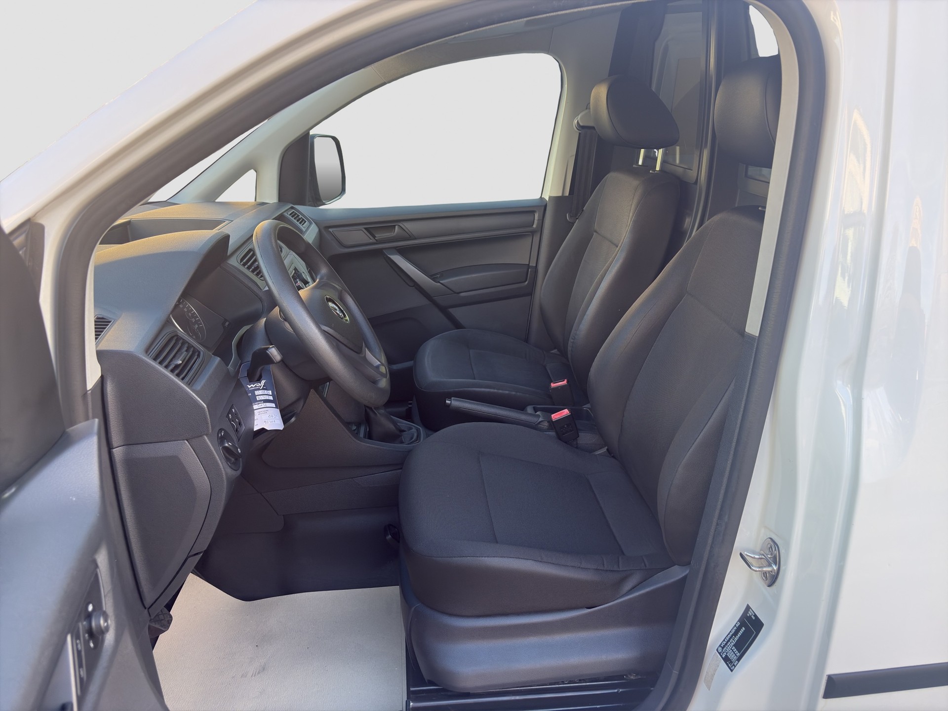 VW Caddy 1.2 TSI BlueMotion Technology-image-8