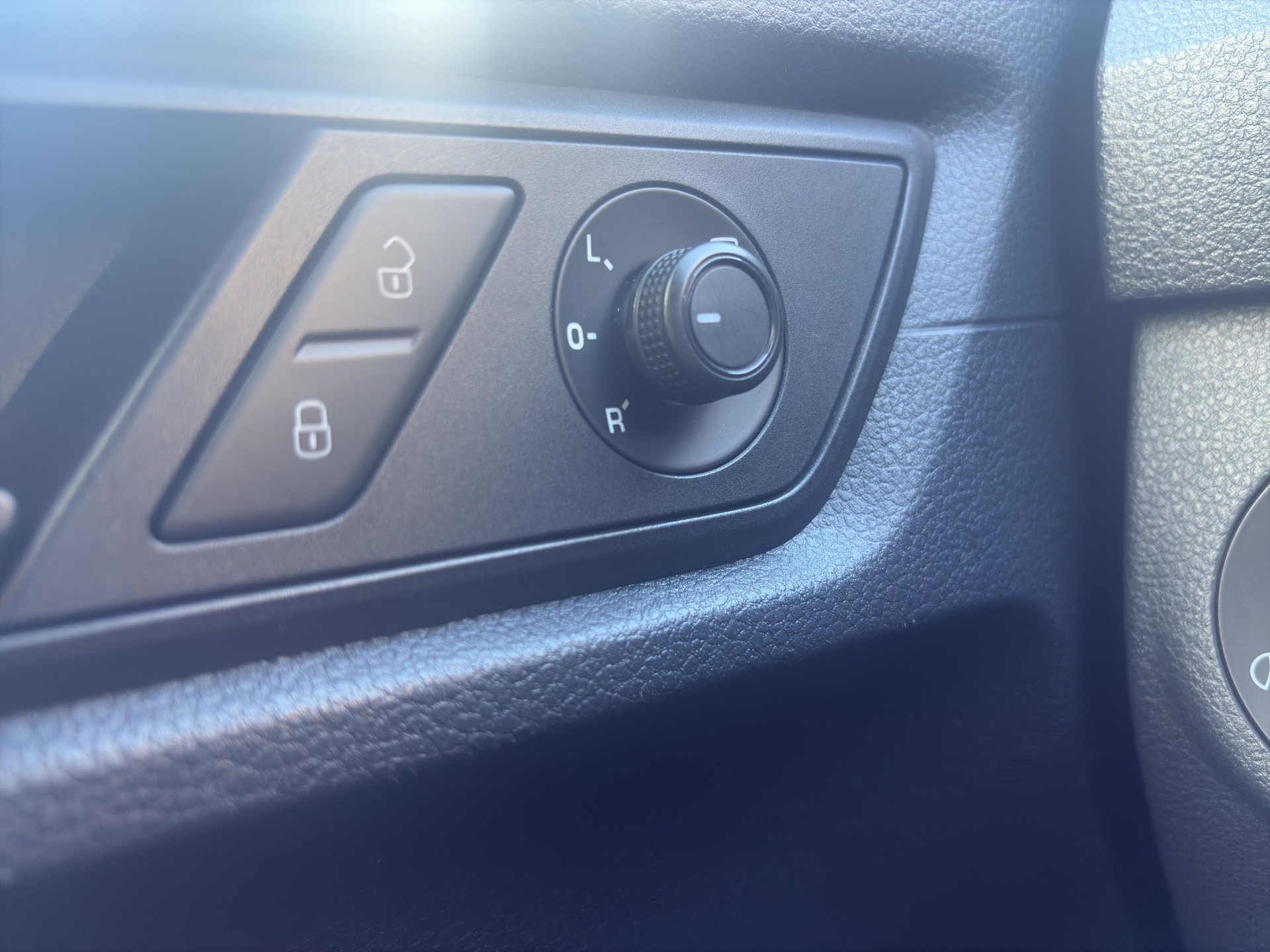 VW Caddy 1.2 TSI BlueMotion Technology-image-13