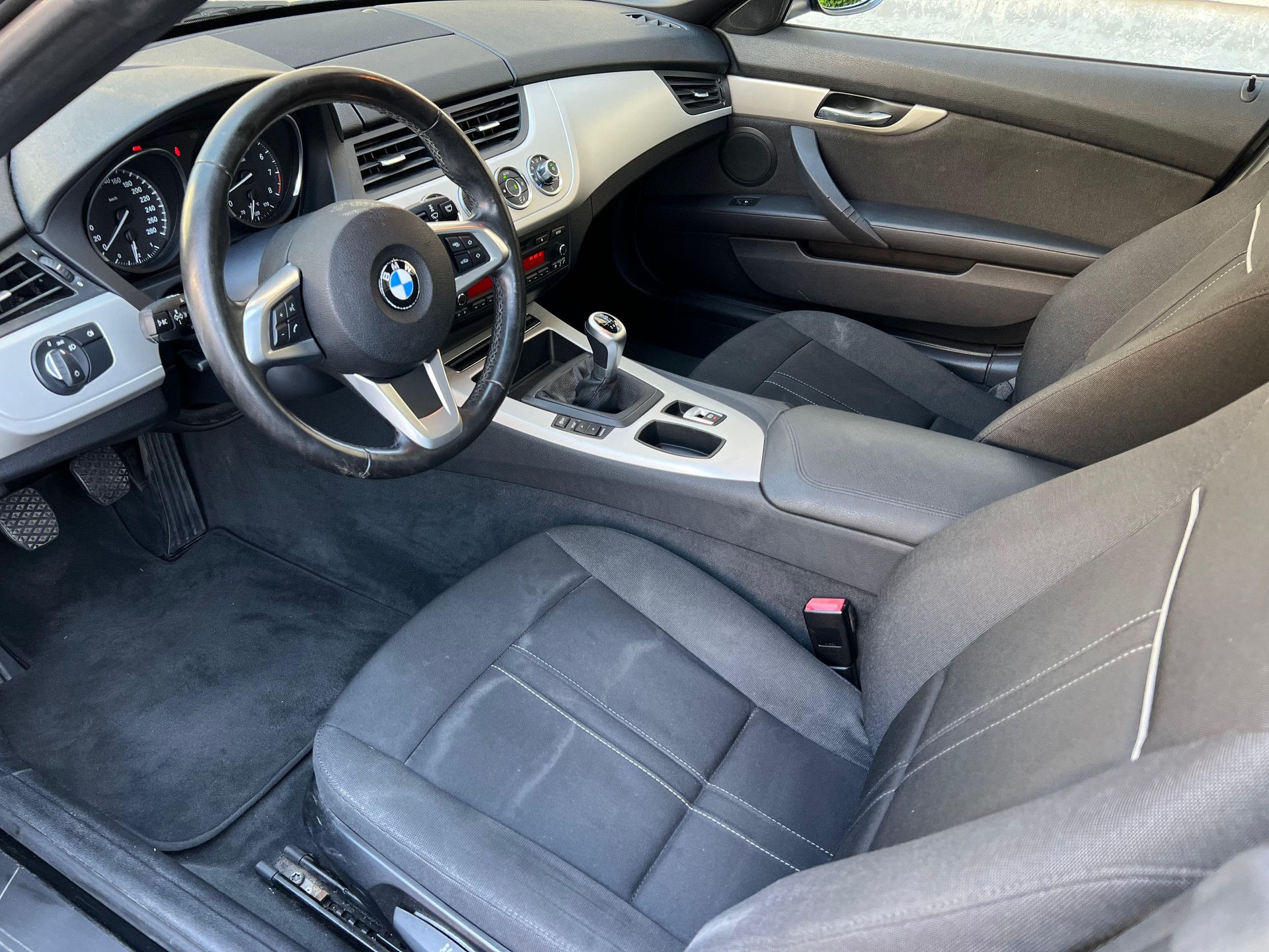 BMW Z4 sDrive23i-image-8