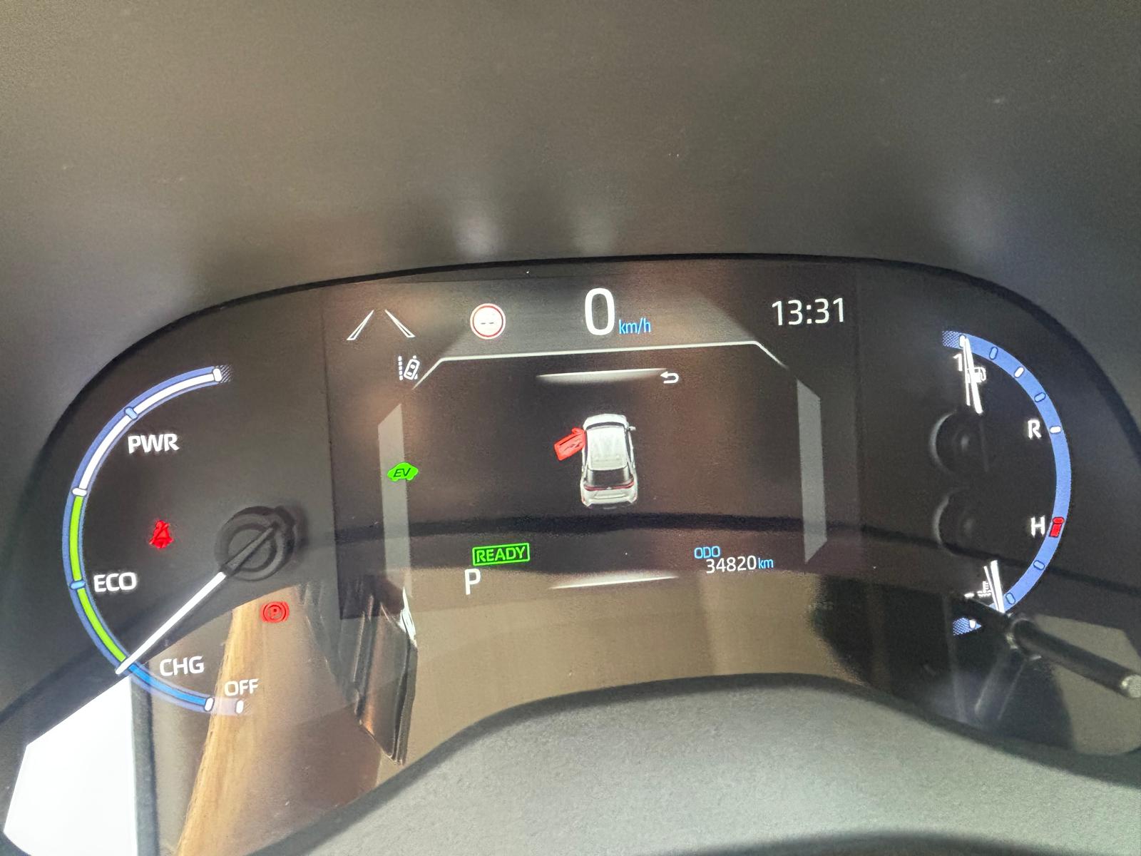 TOYOTA Yaris Cross 1.5 Comfort e-CVT-image-11