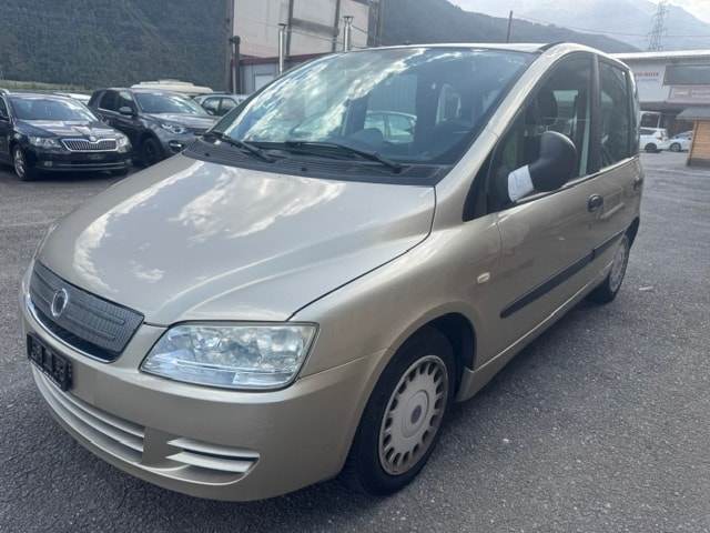 FIAT Multipla 1.6 16V Dynamic-image-0