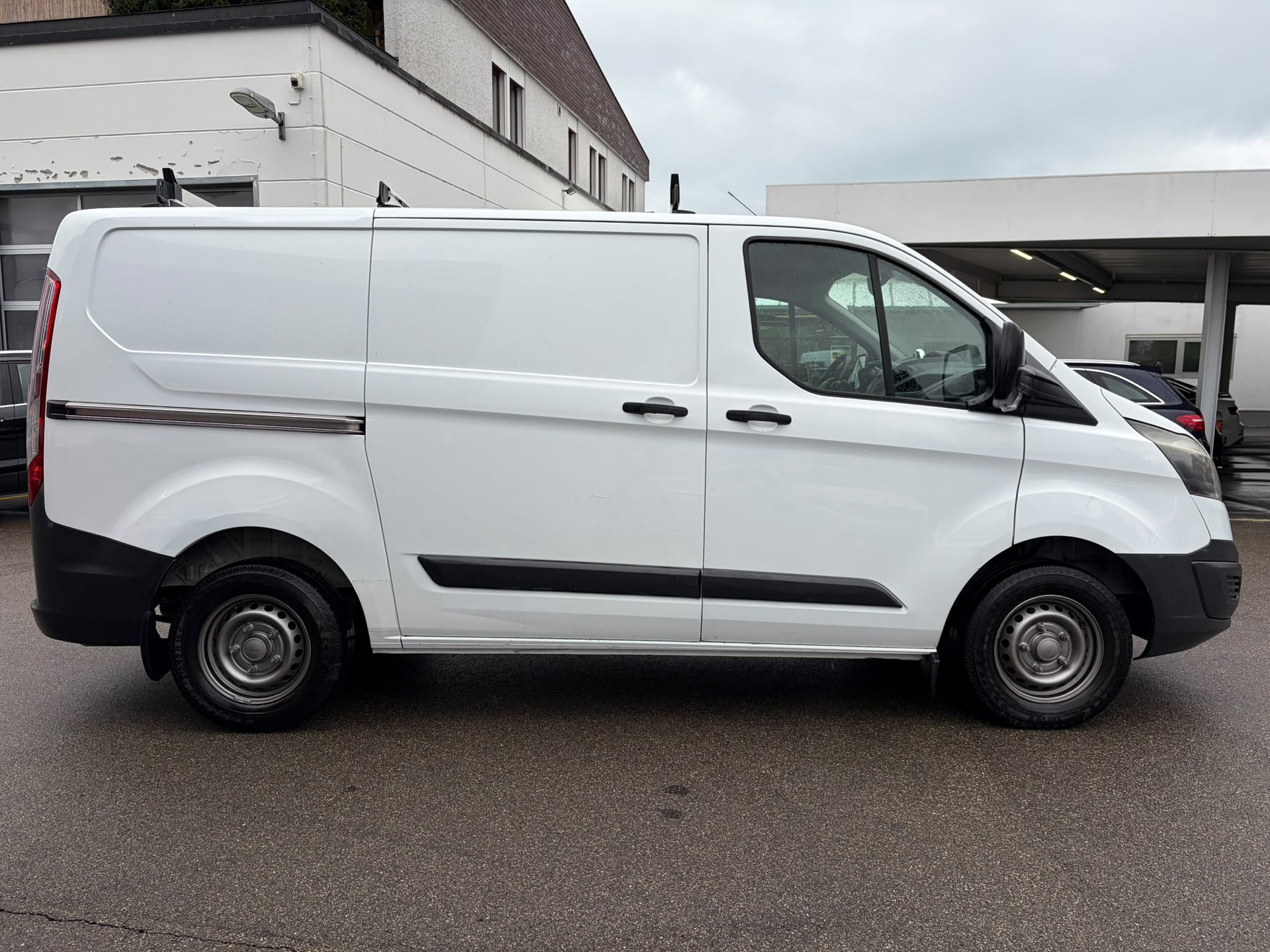 FORD Transit Custom Van 250 L1H1 Startup-image-5