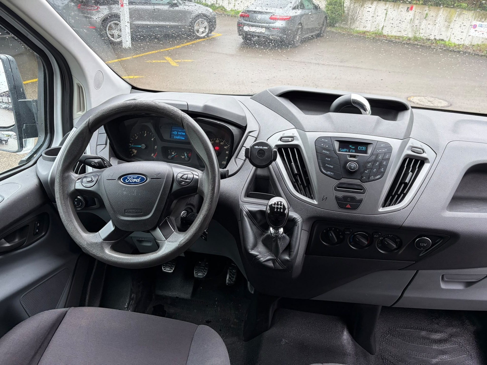 FORD Transit Custom Van 250 L1H1 Startup-image-10
