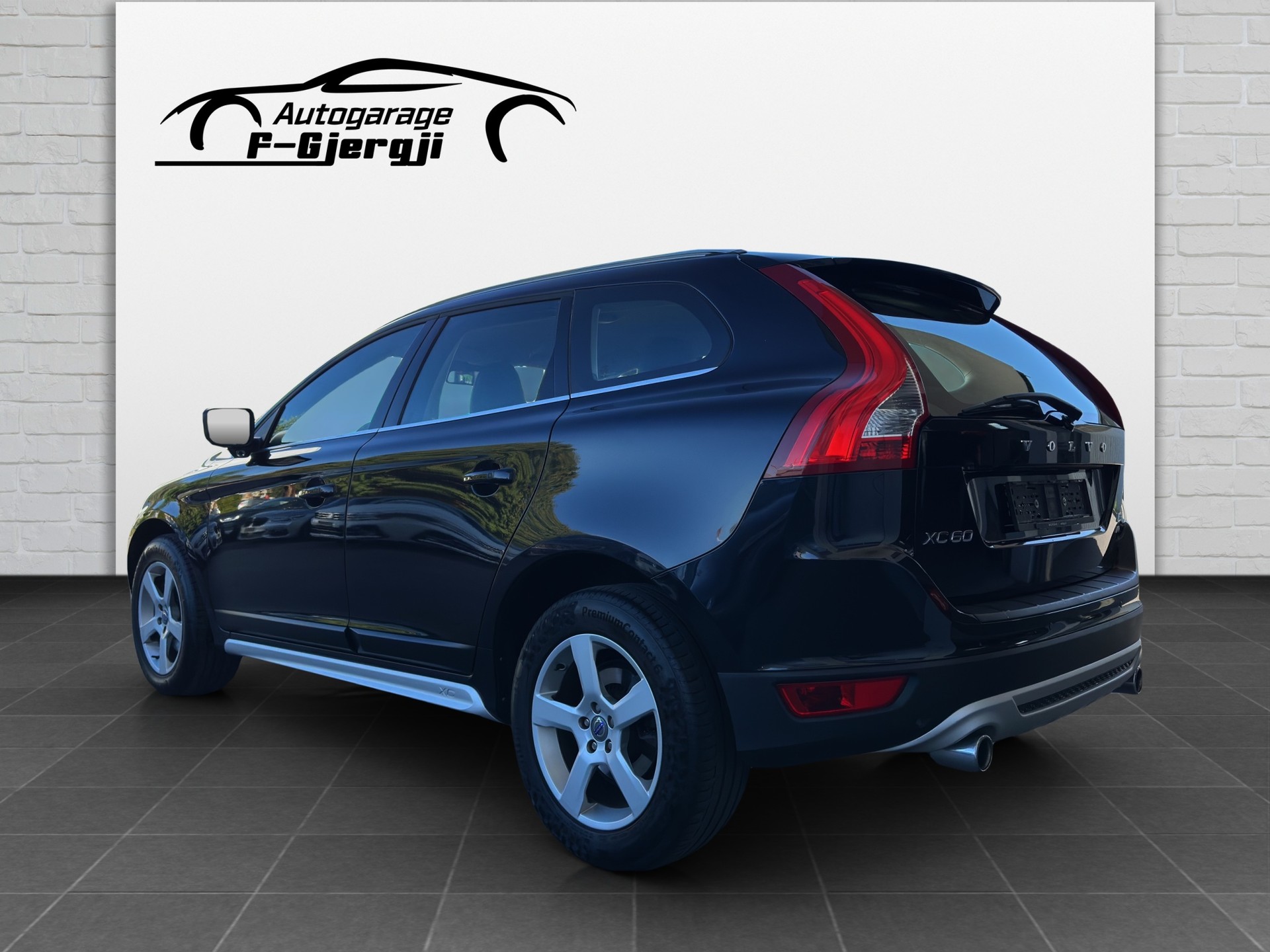 VOLVO XC60 D3 AWD R-Design Geartronic-showroom-element-3