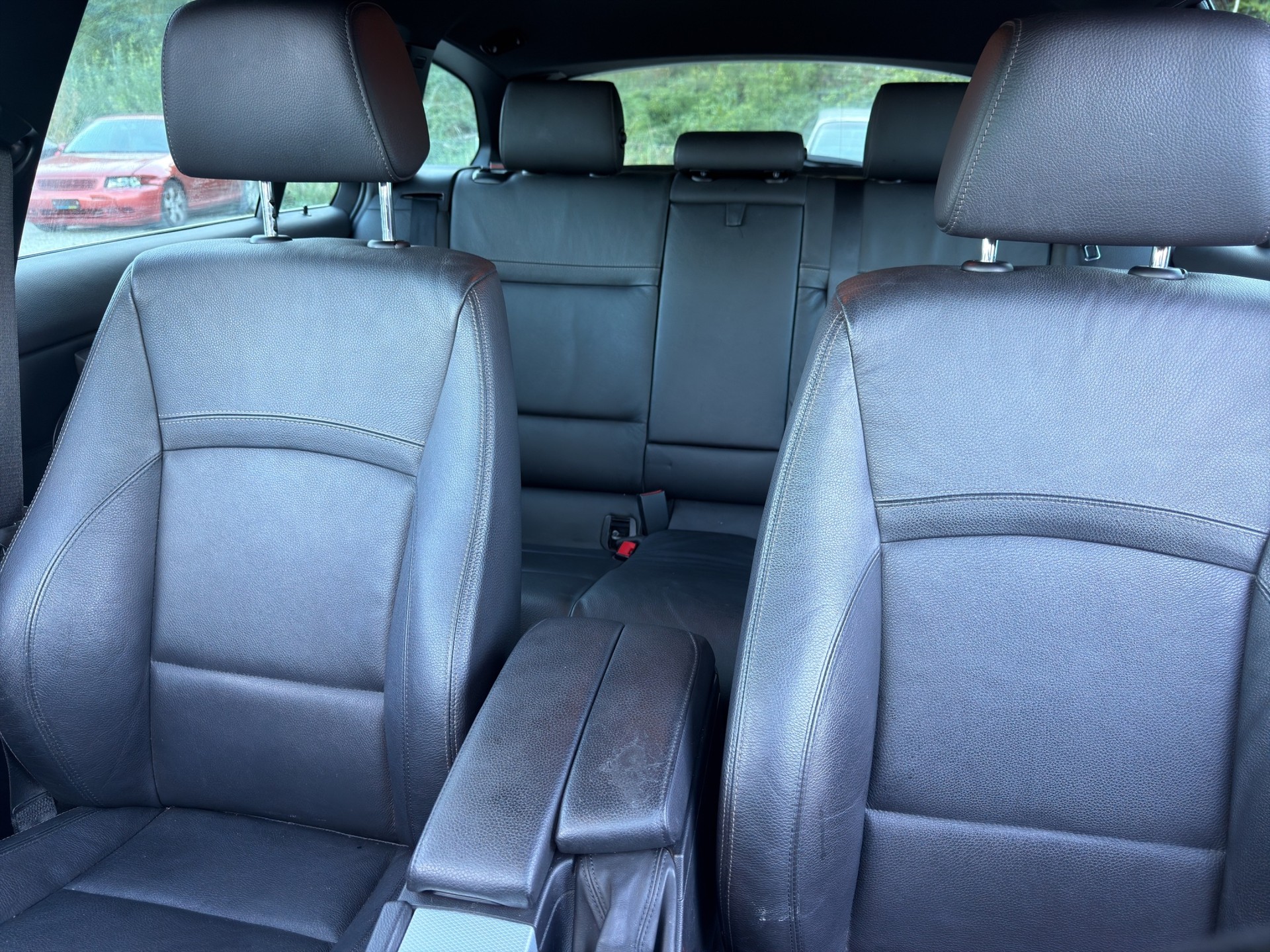 BMW 330i xDrive Touring Steptronic-image-12