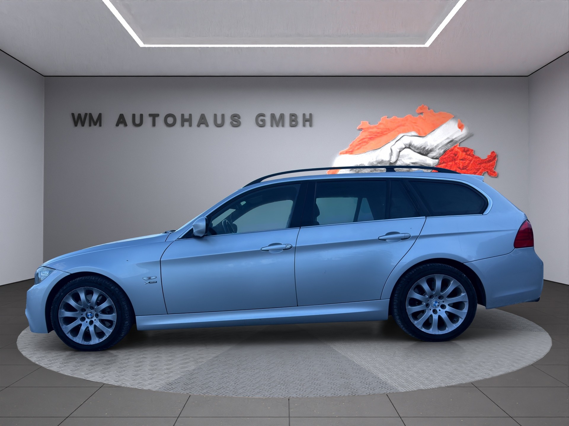 BMW 330i xDrive Touring Steptronic-showroom-element-3
