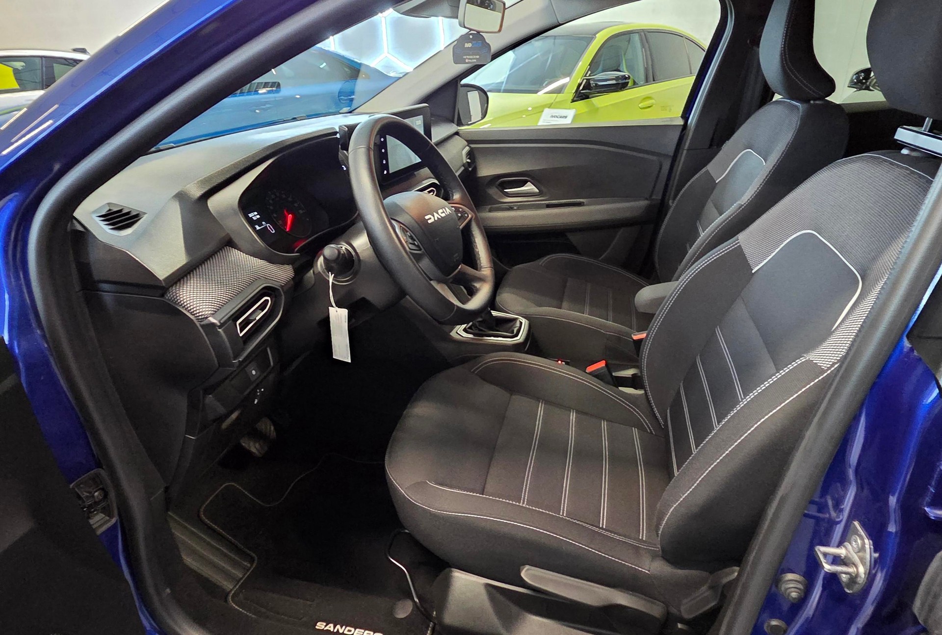 DACIA Sandero TCe 90 Expression CVT-image-5