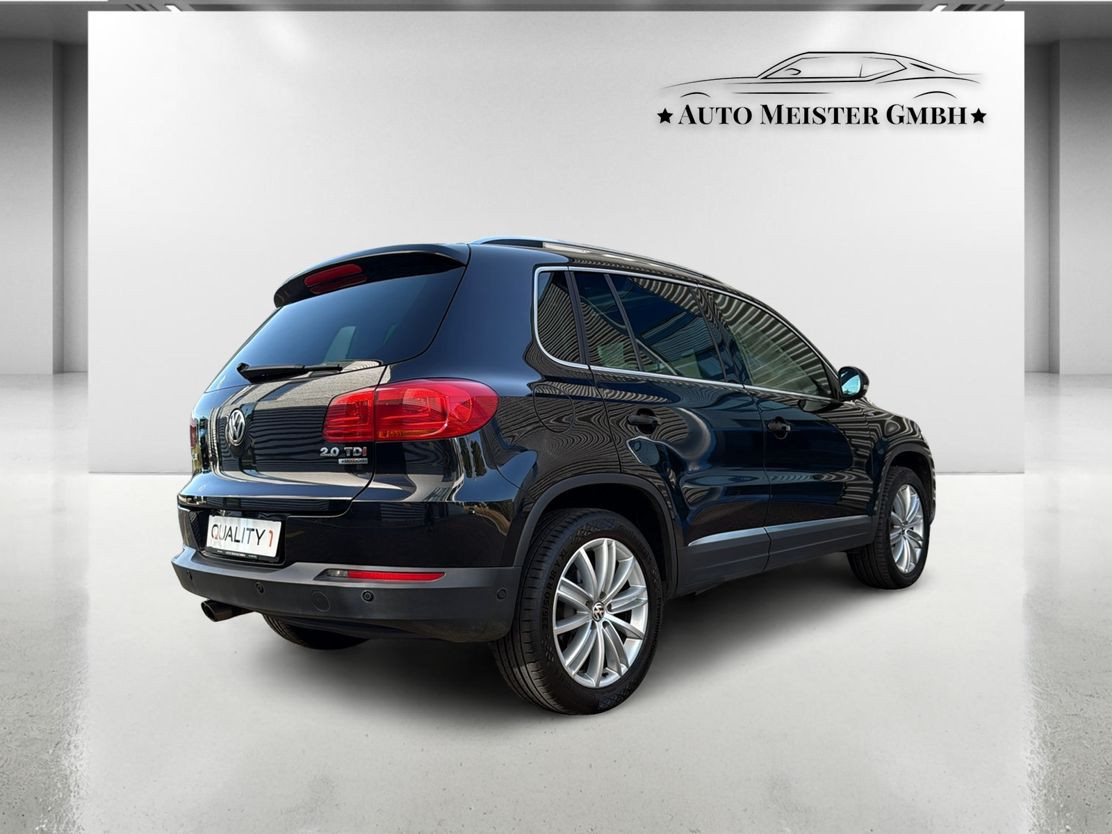 VW Tiguan 2.0 TDI BlueMotion Sport&Style 4Motion DSG-image-3