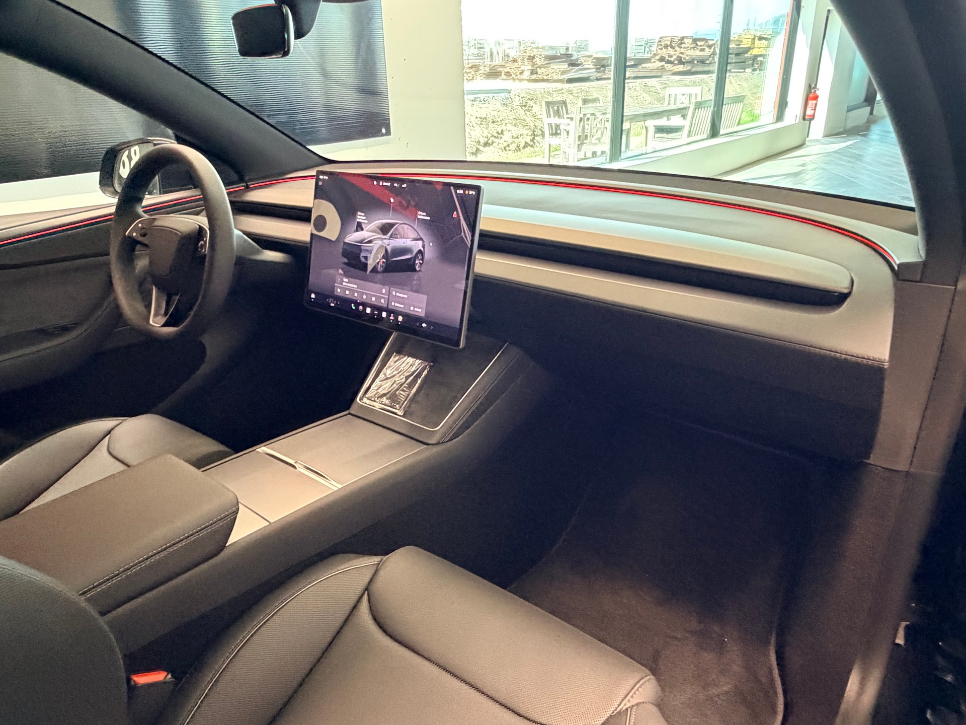 TESLA Model Y Performance-image-24