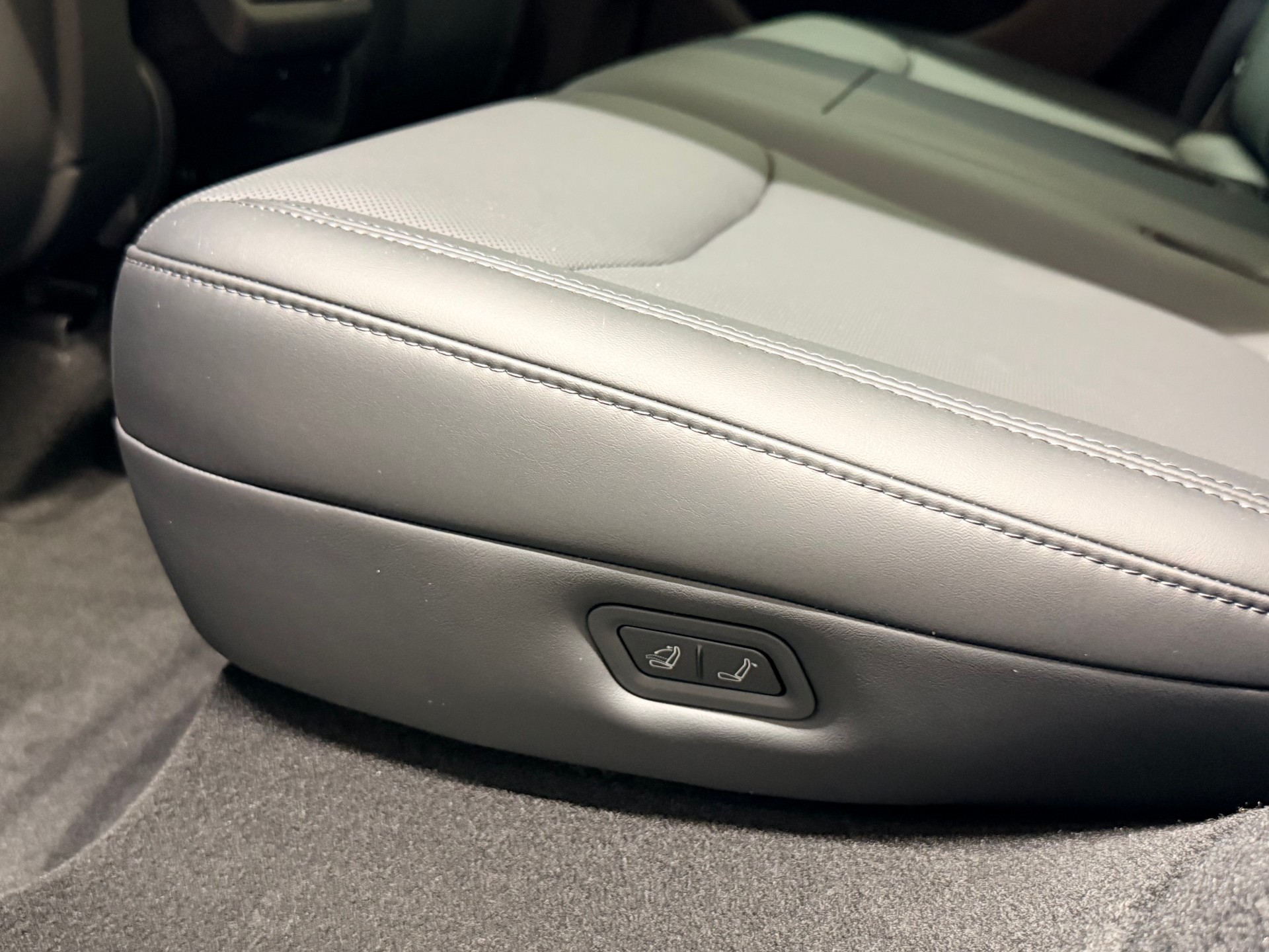 TESLA Model Y Performance-image-19