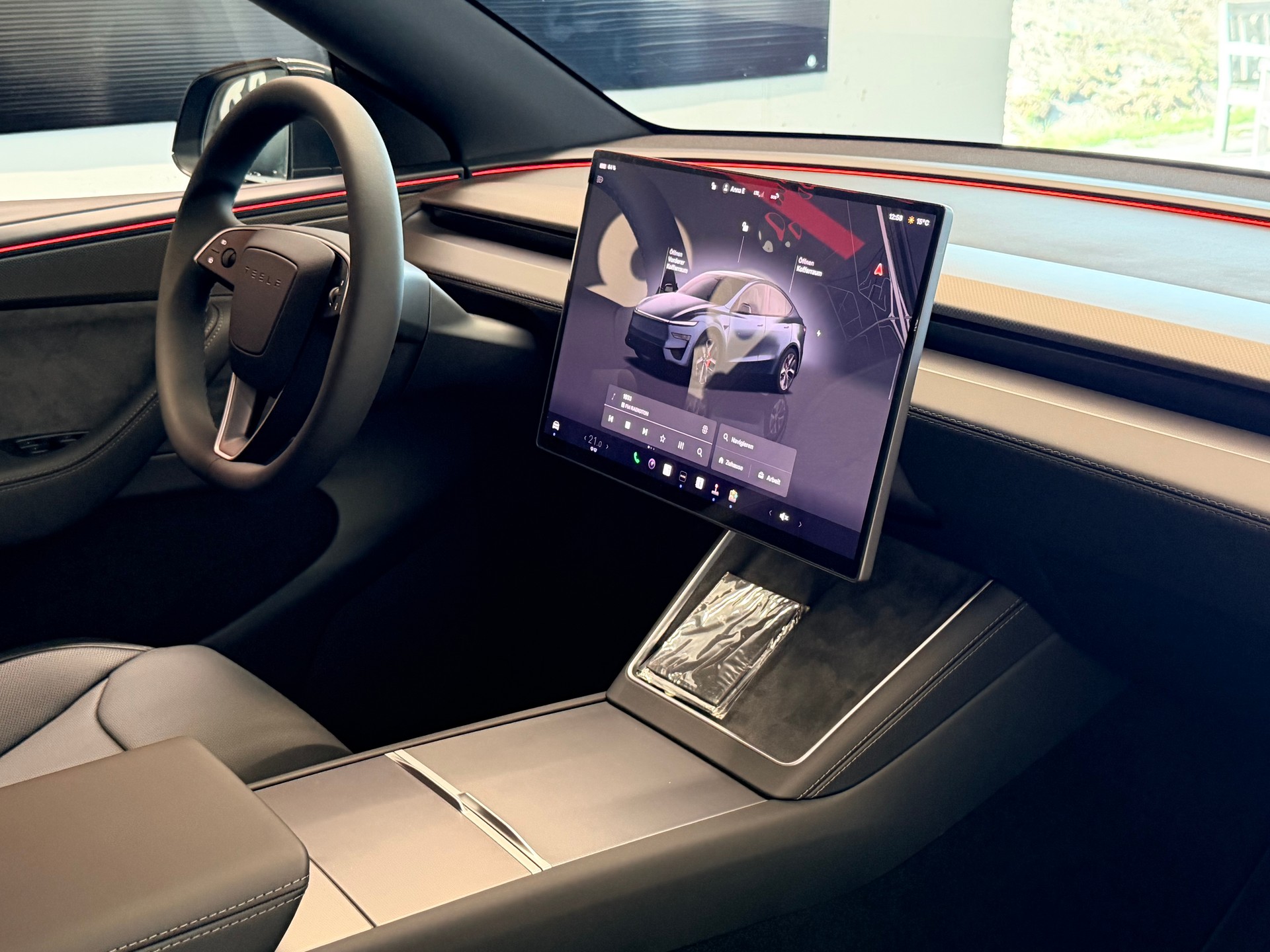 TESLA Model Y Performance-image-25