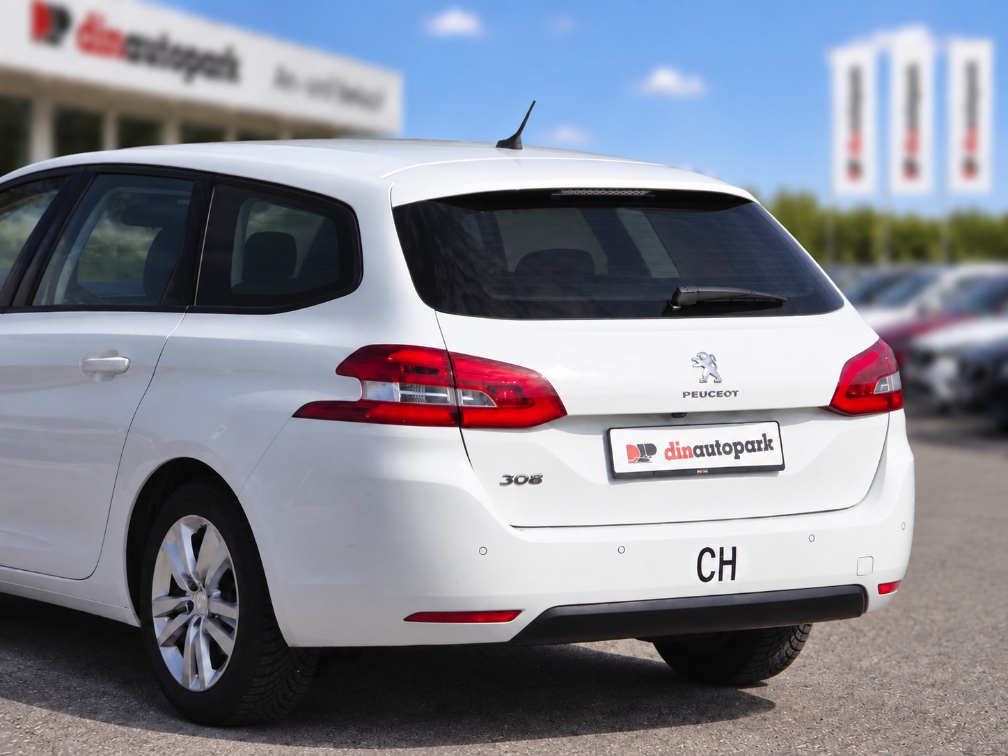 PEUGEOT 308 SW 1.5 BlueHDI Business Line EAT8 * Ab MFK 2026 * Frisch ab Service inkl. ZR + WP *-image-4