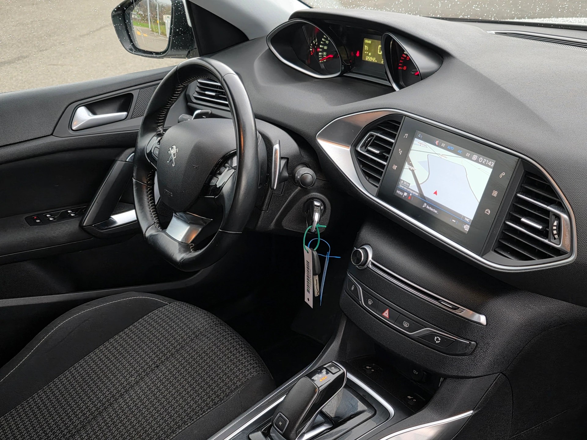 PEUGEOT 308 SW 1.5 BlueHDI Business Line EAT8 * Ab MFK 2026 * Frisch ab Service inkl. ZR + WP *-image-16