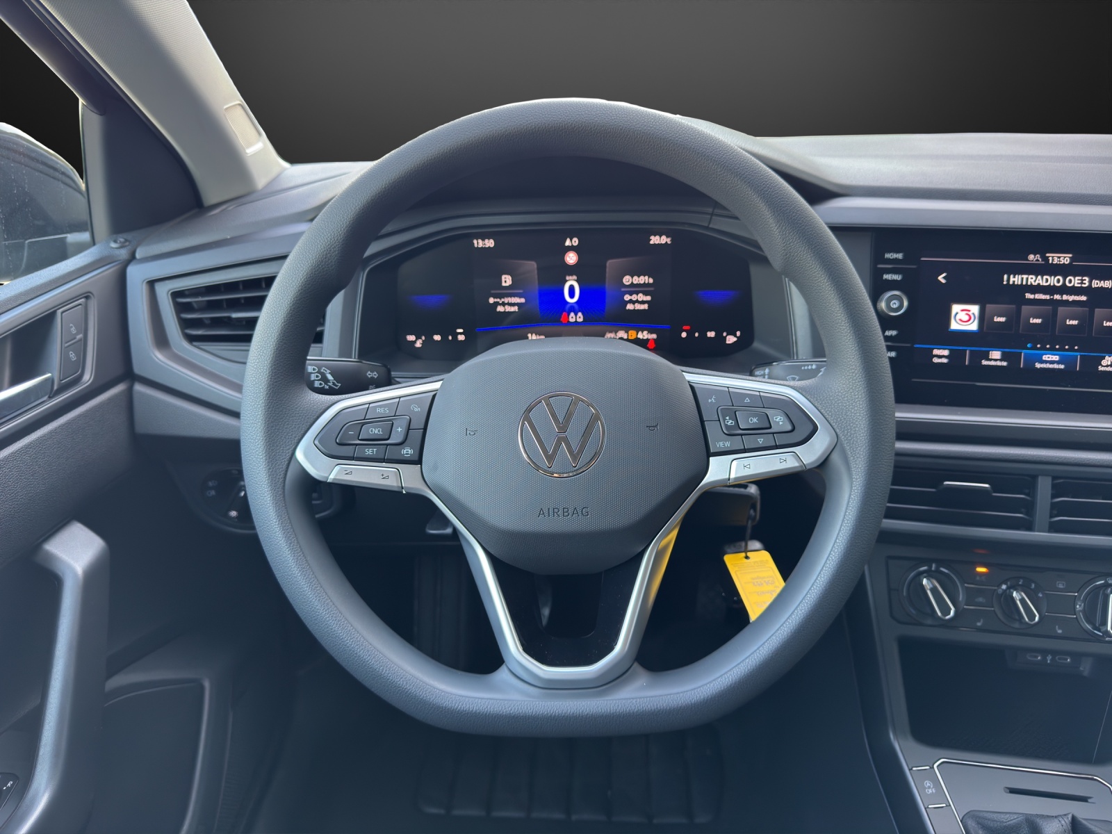 VW Polo 1.0 TSI Basis-image-10