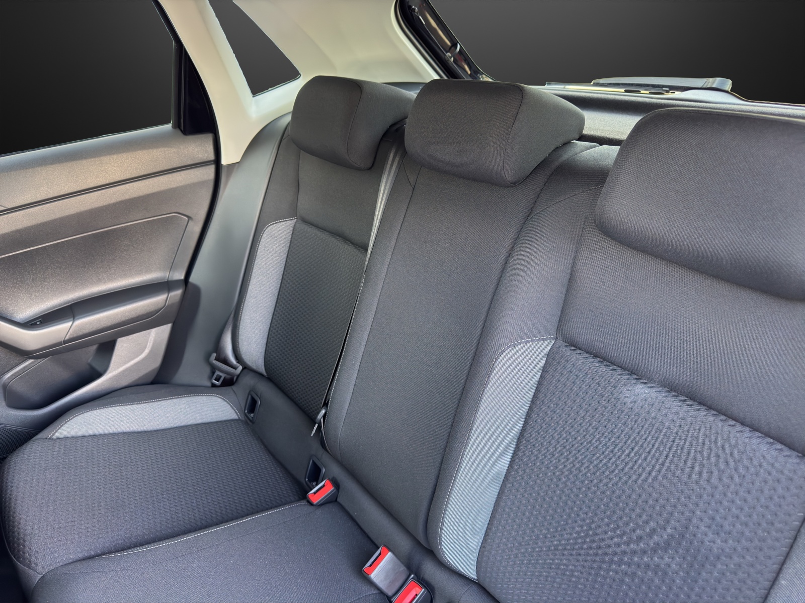 VW Polo 1.0 TSI Basis-image-8