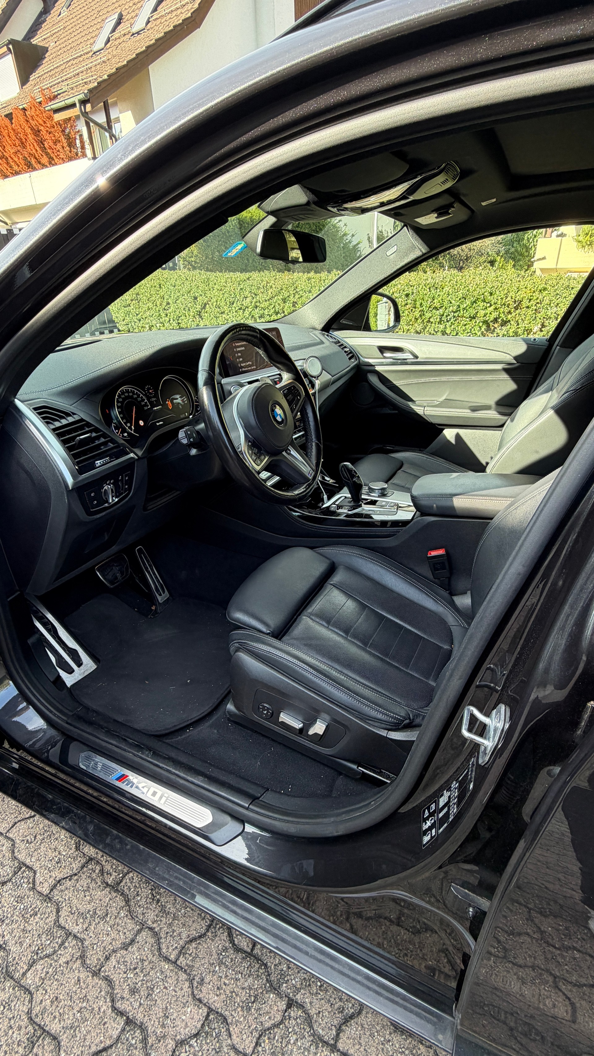 BMW M40i-image-5
