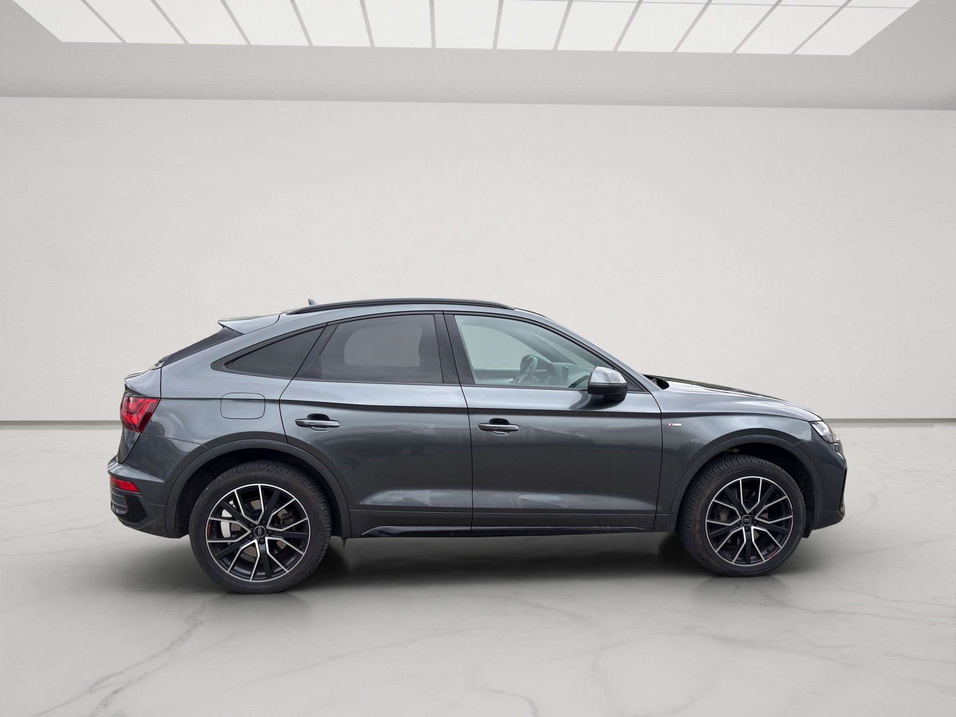 AUDI Q5 Sportback 50 TFSI e PHEV S line quattro S-tronic-image-10