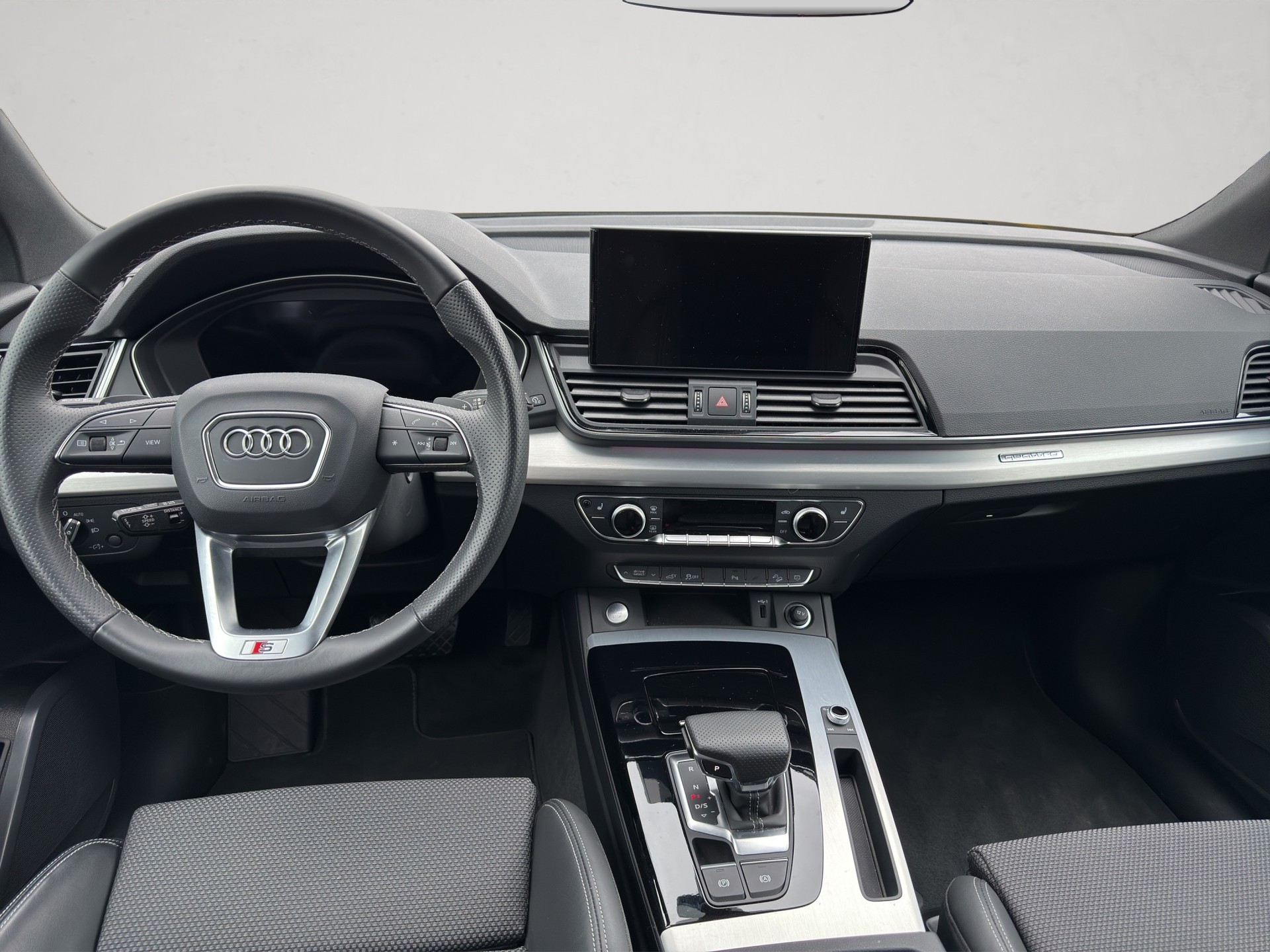 AUDI Q5 Sportback 50 TFSI e PHEV S line quattro S-tronic-image-17