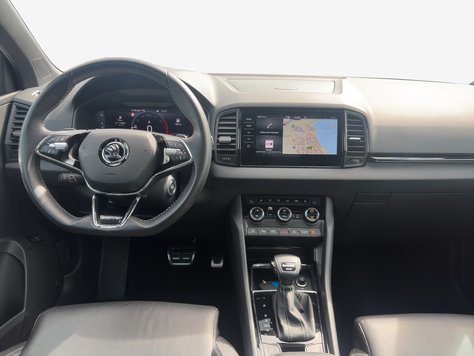 SKODA Karoq 2.0 TSI SportLine 4x4 DSG-image-8