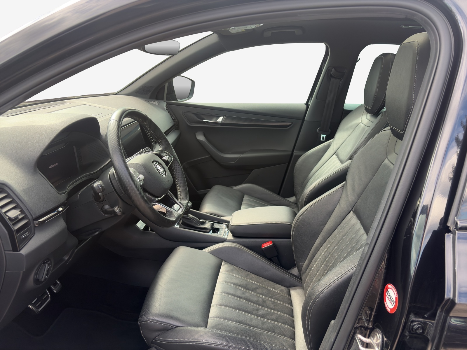 SKODA Karoq 2.0 TSI SportLine 4x4 DSG-image-7