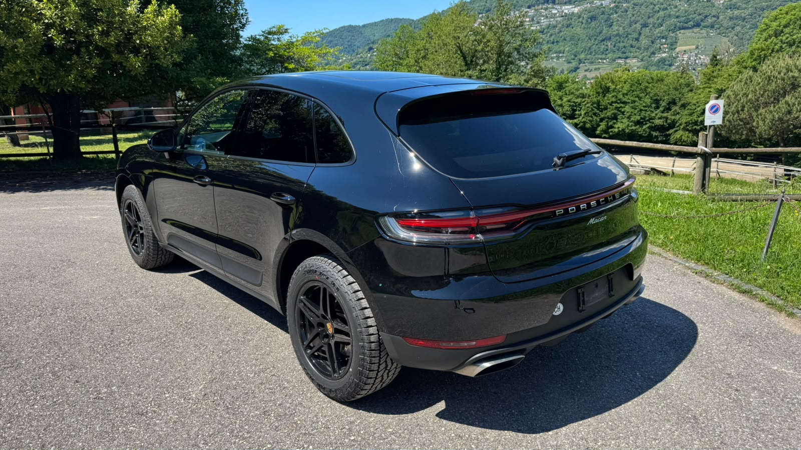 PORSCHE Macan PDK-image-5