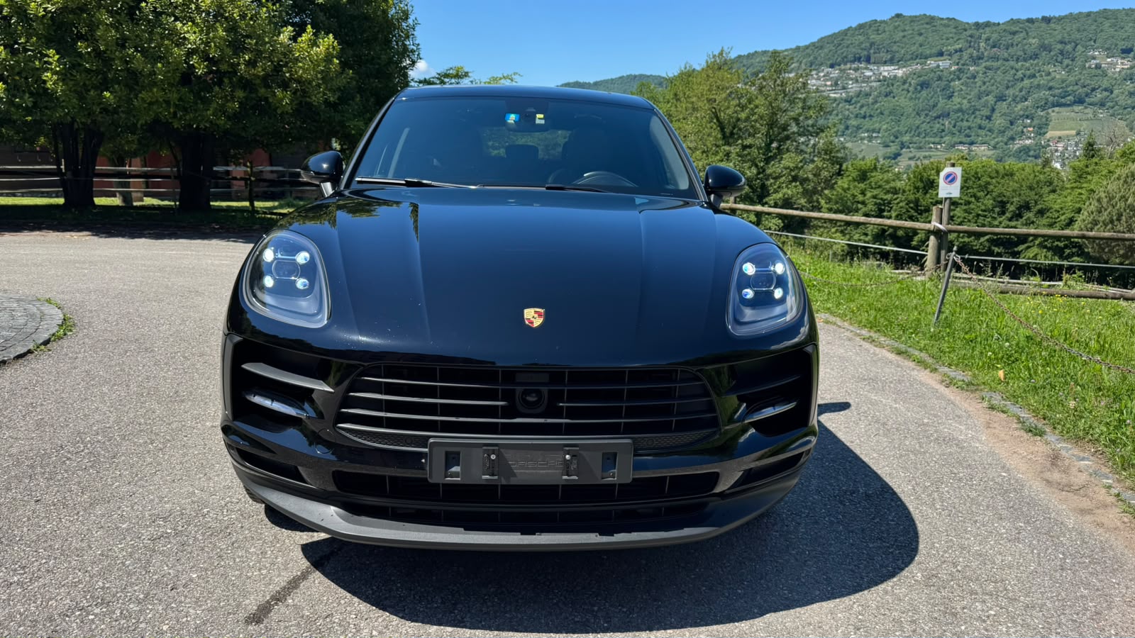 PORSCHE Macan PDK-image-1