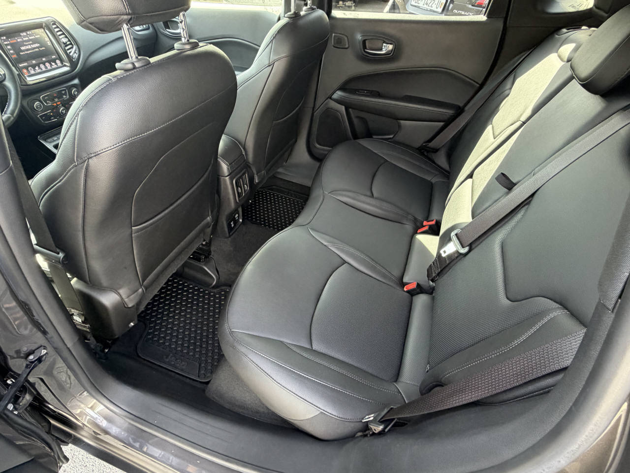 JEEP Compass 1.3 Turbo S-image-6