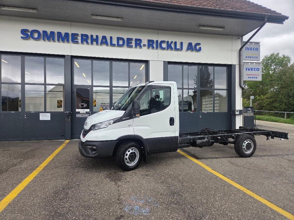 IVECO 35 S 18H A8-image-0