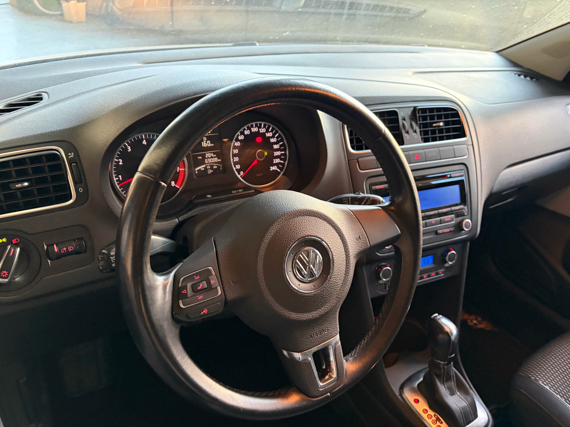 VW CrossPolo 1.2 TSI DSG-image-10