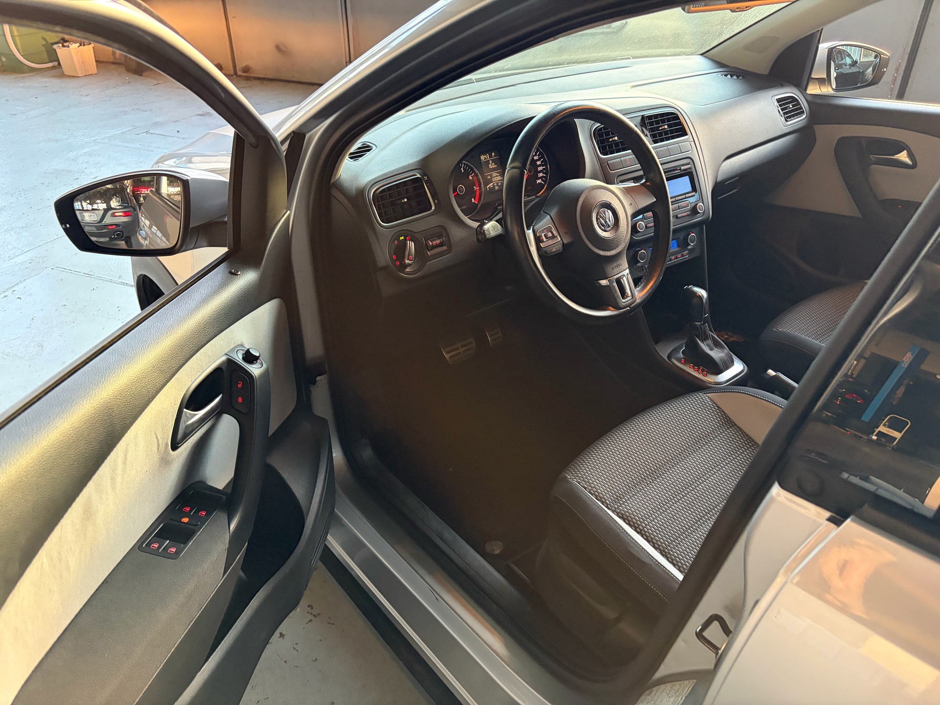 VW CrossPolo 1.2 TSI DSG-image-8