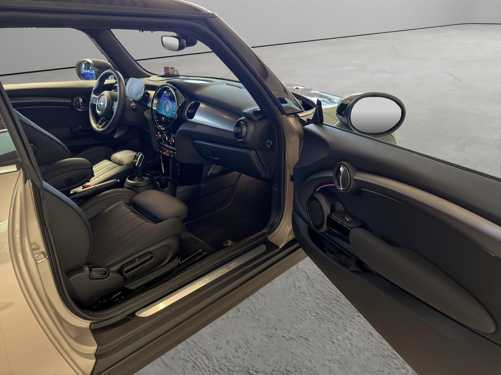 MINI Cooper S-image-18