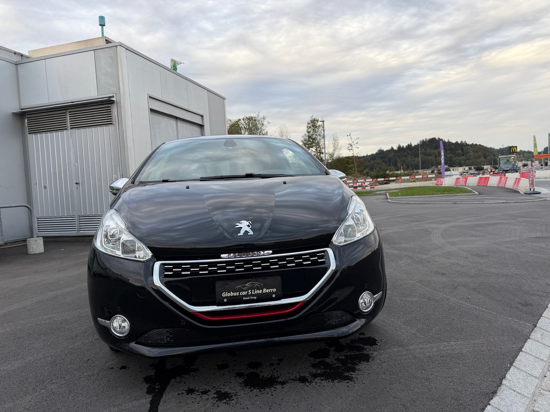 PEUGEOT 208 1.6 Turbo GTi-image-0