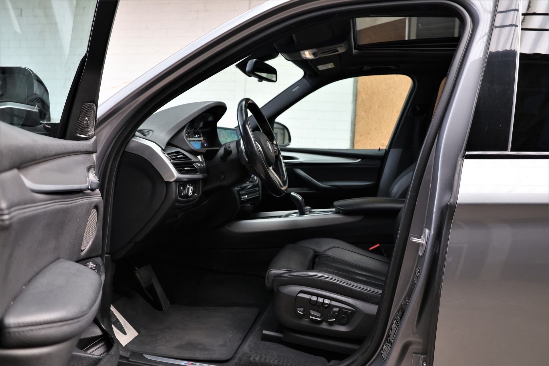 BMW X5 xDrive M50d Steptronic(CH)-image-8