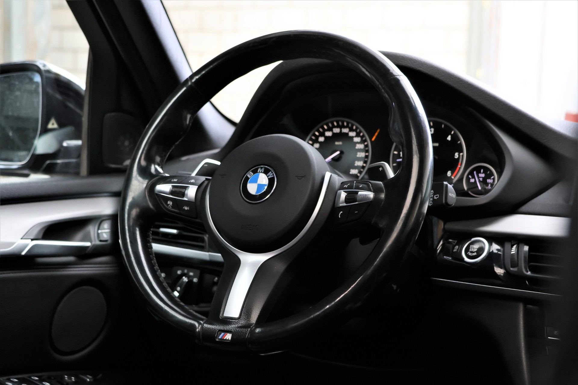 BMW X5 xDrive M50d Steptronic(CH)-image-13