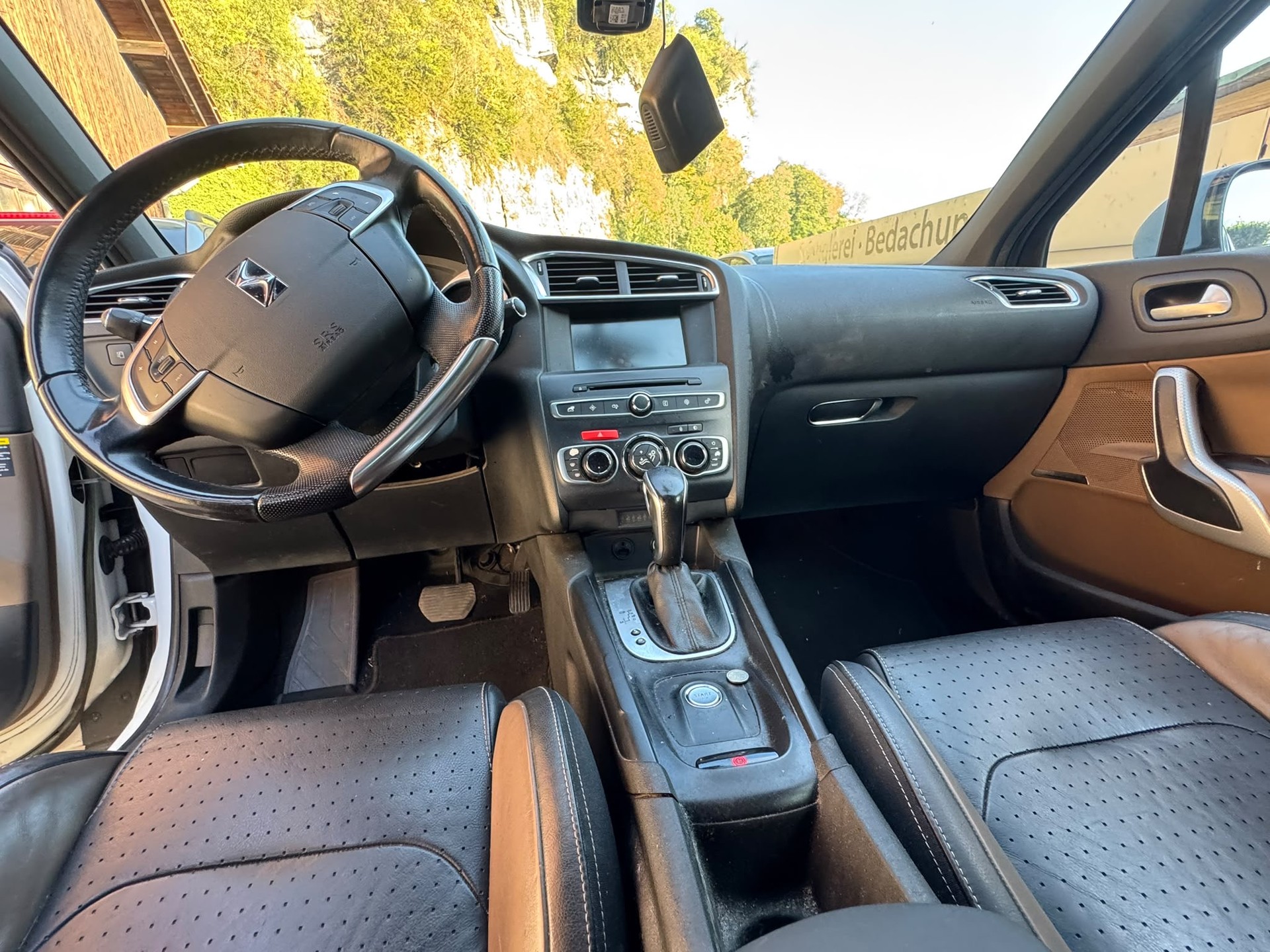 DS AUTOMOBILES DS 4 1.6 THP Sport Chic Automatic-image-14