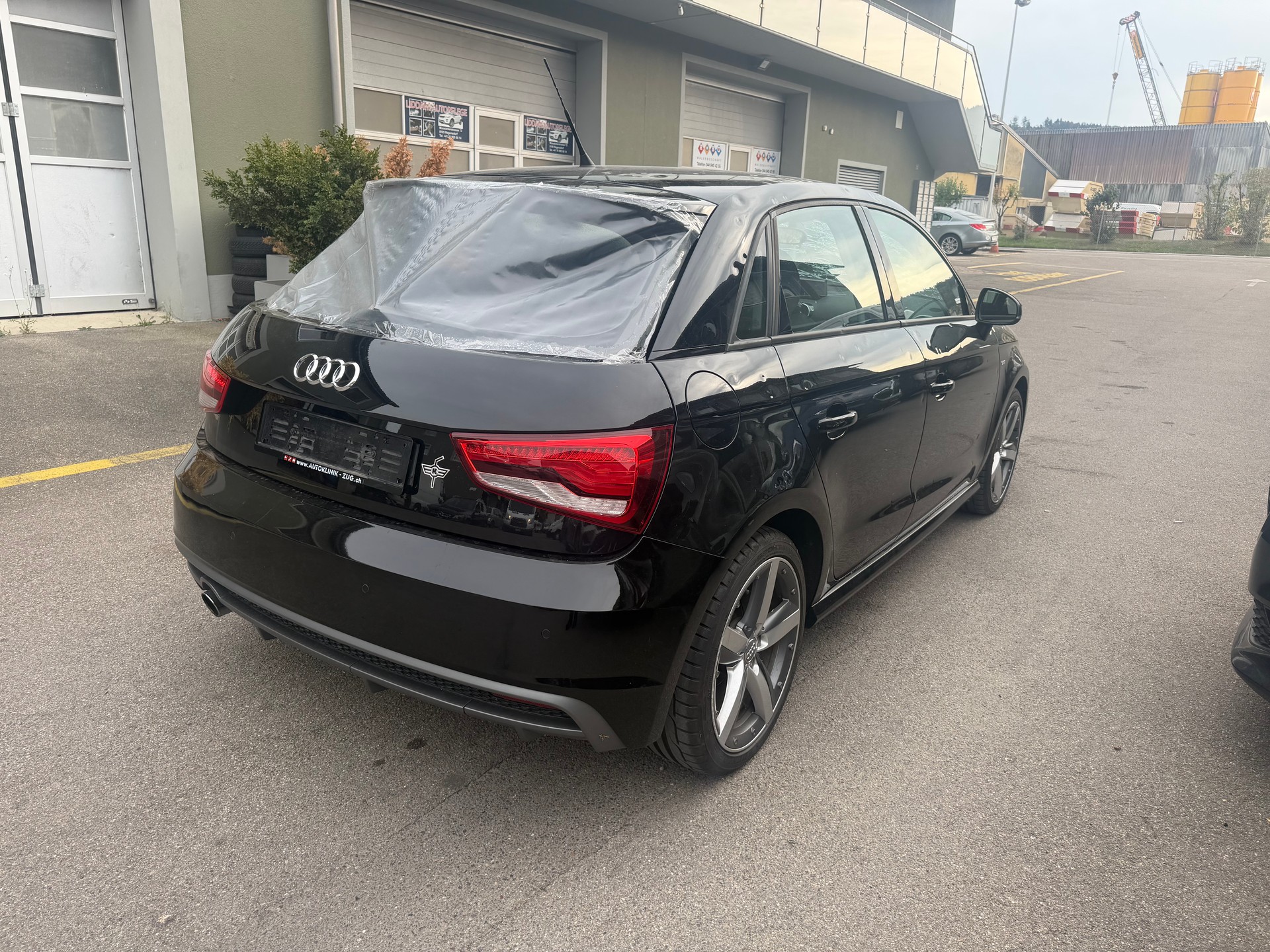 AUDI A1 Sportback 1.0 TFSI Sport-image-3