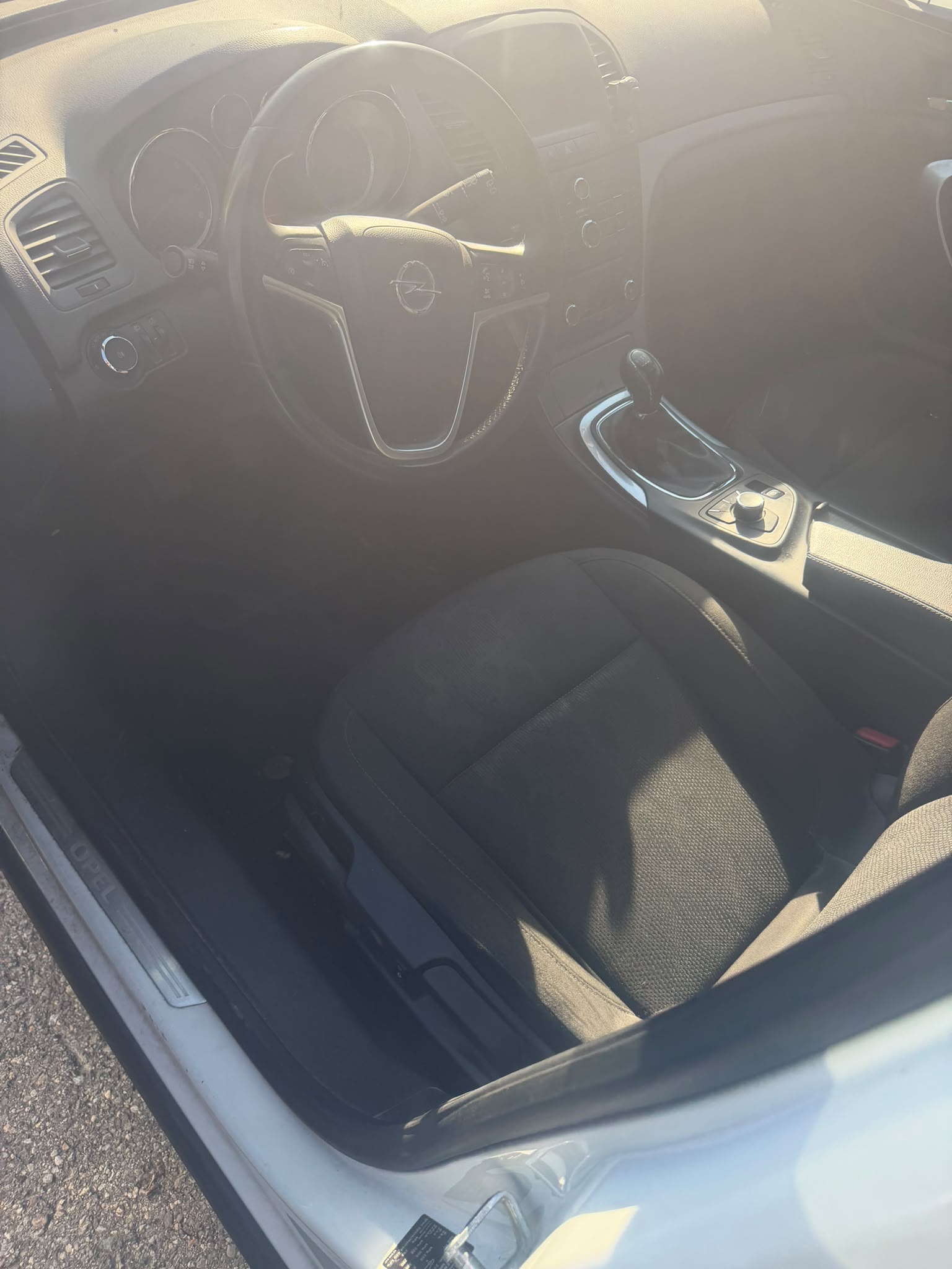 OPEL Insignia Sports Tourer 2.0 CDTI Edition-image-3