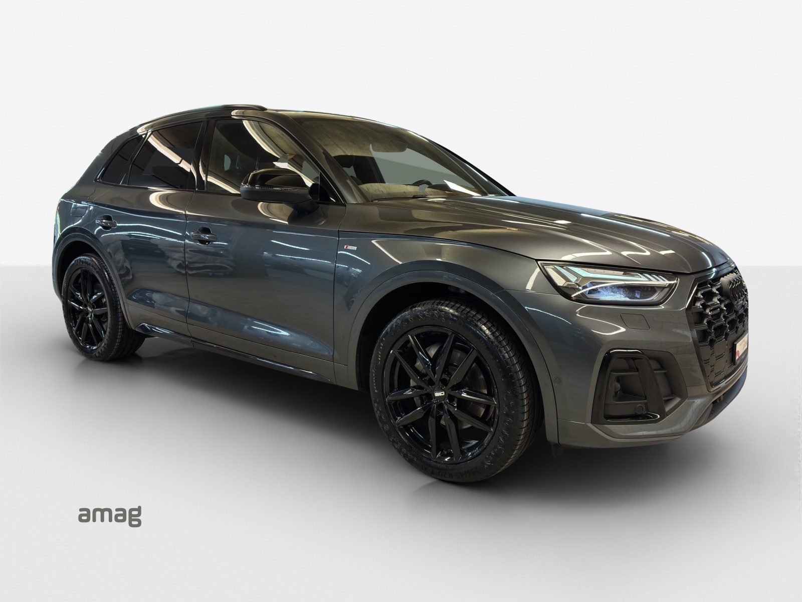 AUDI Q5 45 TFSI Black Edition quattro S-tronic-image-5