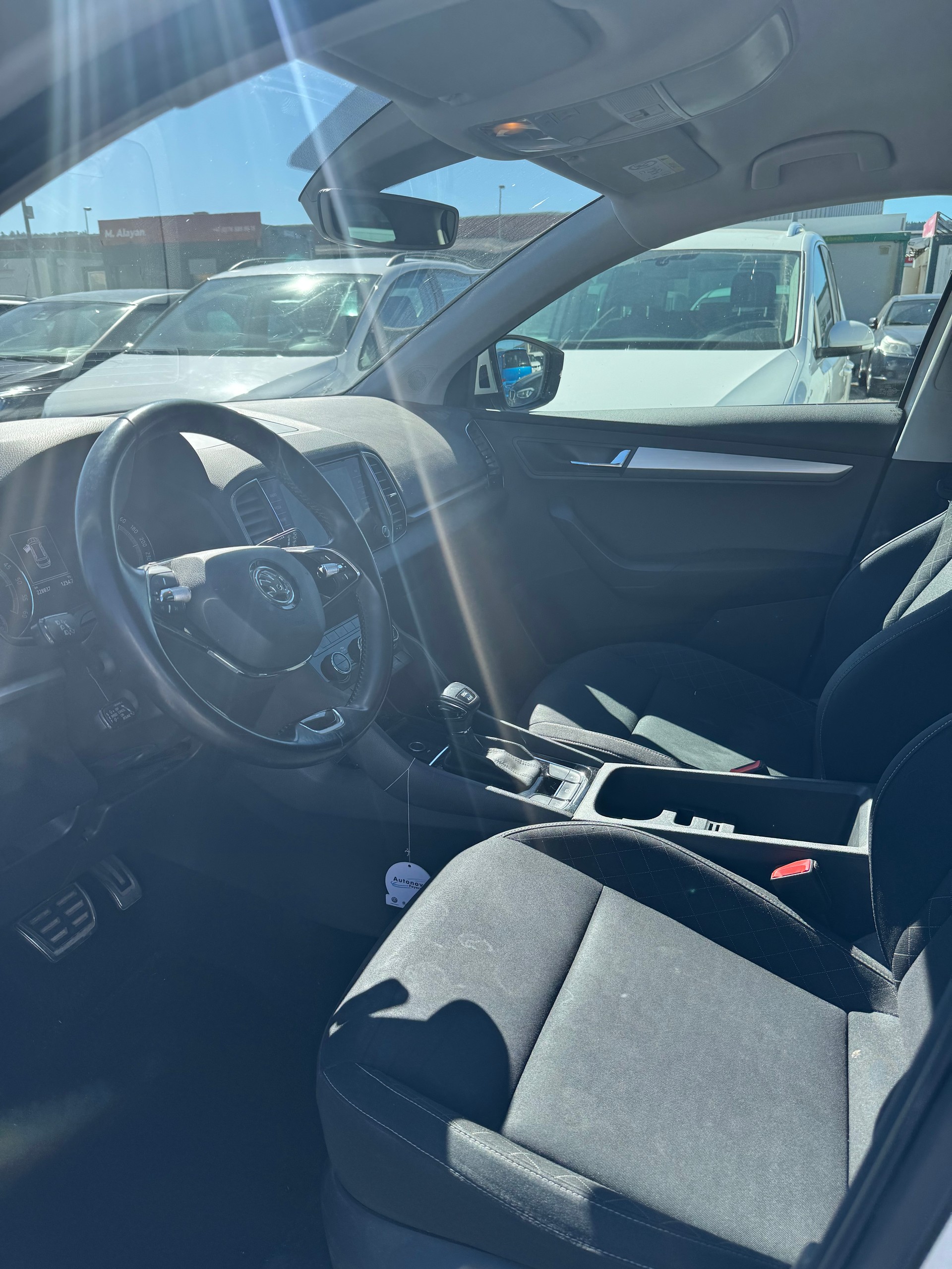 SKODA Karoq 2.0 TDI CR Ambition 4x4 DSG-image-7