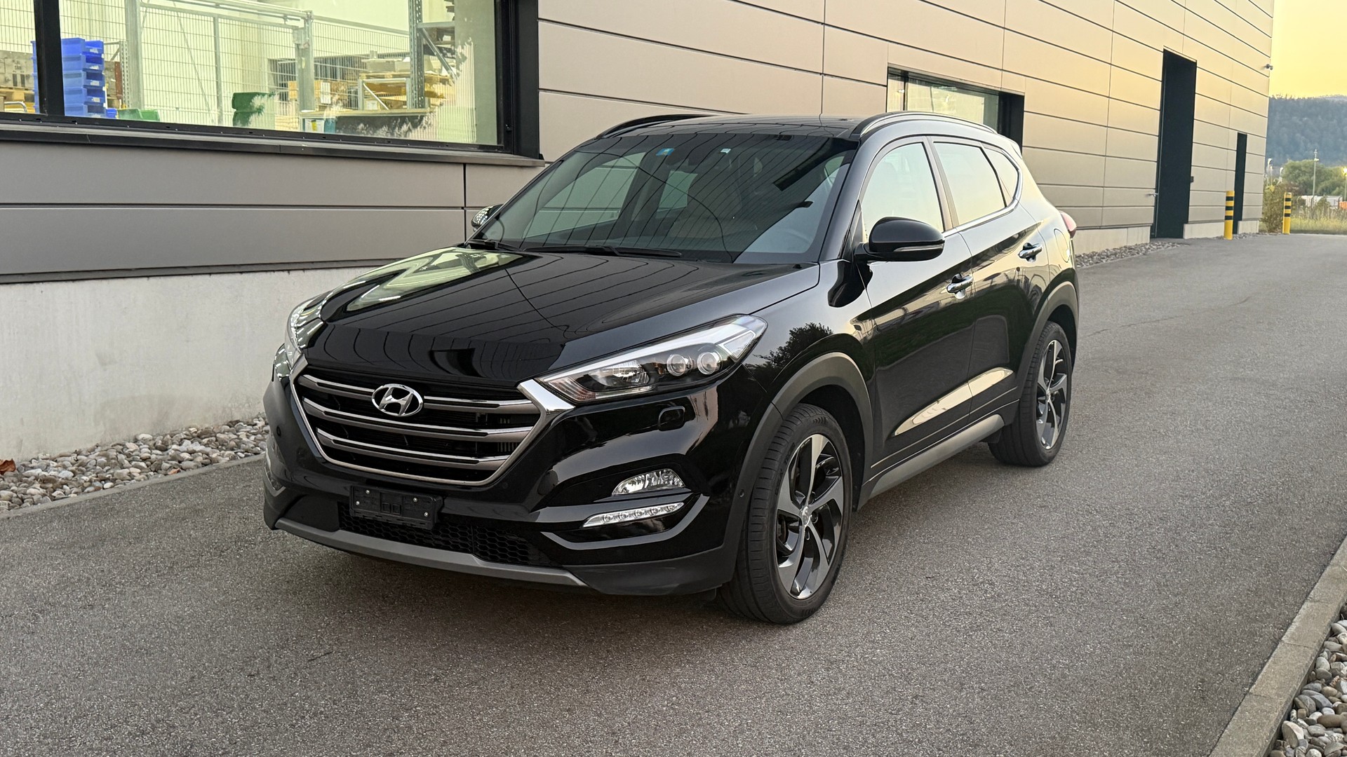 HYUNDAI Tucson 2.0 CRDI Vertex 4WD Automatic-image-0