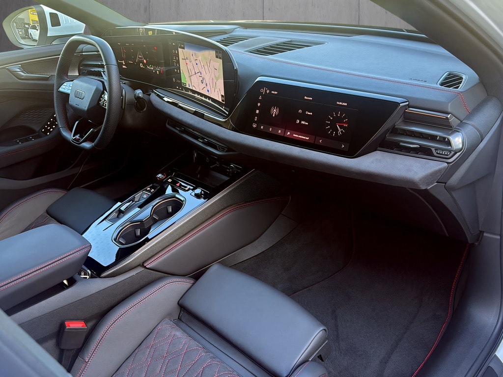 AUDI A6 Avant TFSI quattro 270 kW S tronic-image-10